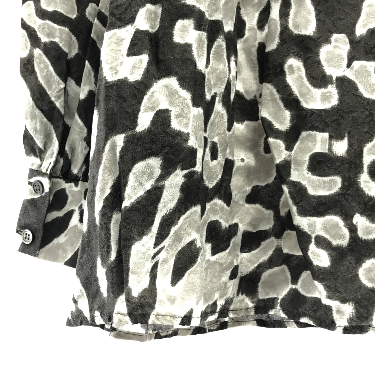 theory luxe / 세오리뤼쿠스 | WASHED FLOWER PRINT NELLI 블라우스 | 38 | 차콜 | 여성