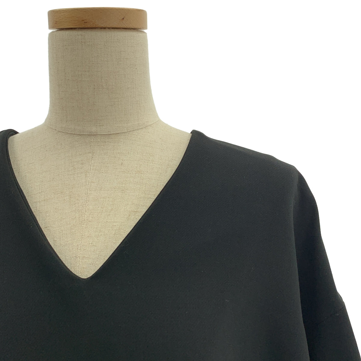 ENFOLD | 海綿雙交叉V領褶皺連身裙，帶口袋 | 38碼 | 黑色 | 女款