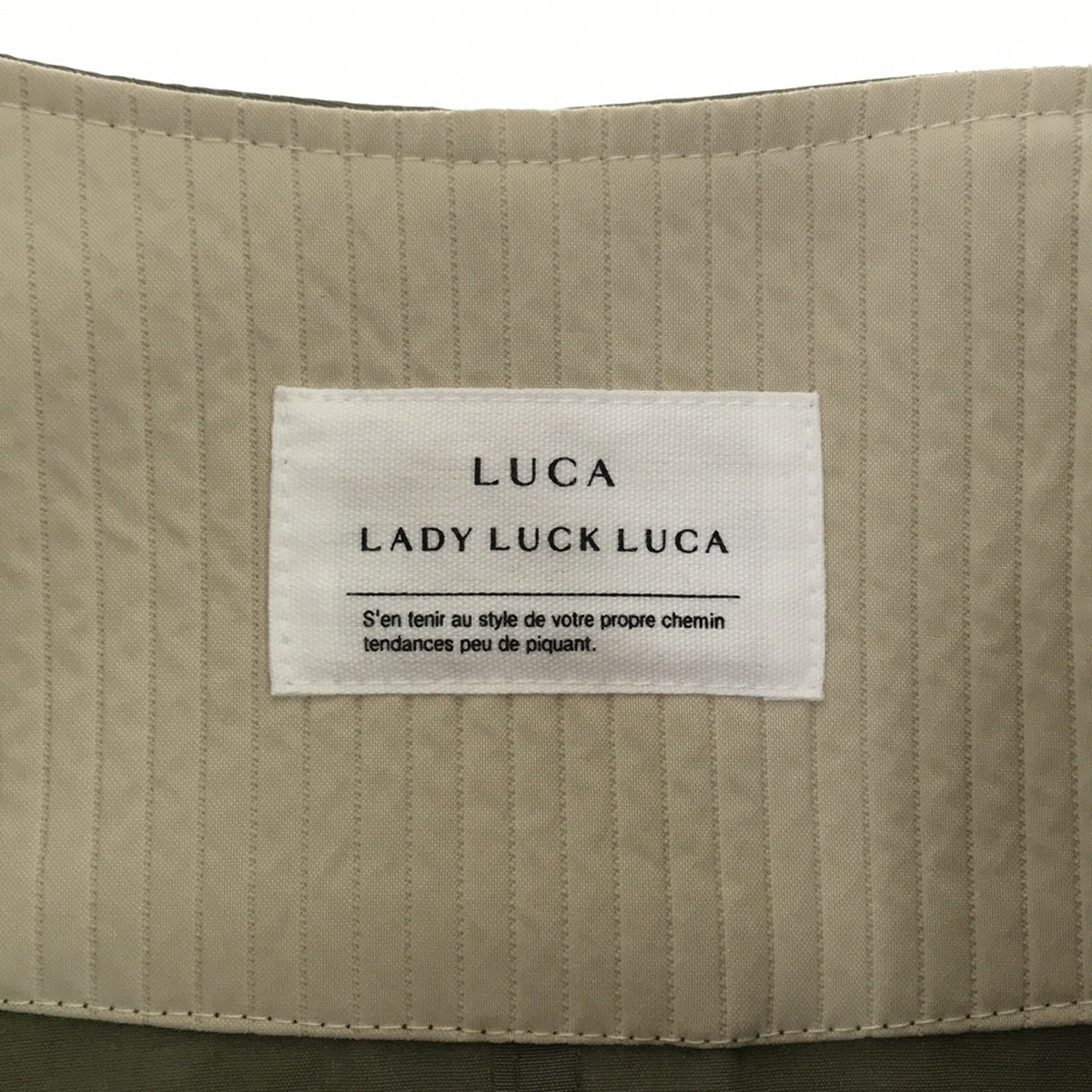 LUCA / LADY LUCK LUCA / 루카 / 레이디 락 루카 | 퀼팅 포켓 노 컬러 밀리터리 블루존 / 재킷 | 38 | 여성