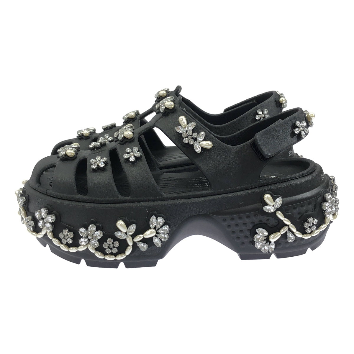 [類似新品] Simone Rocha x Crocs Stomp Fisherman 厚底涼鞋，附寶石裝飾，6 碼，黑色，女款