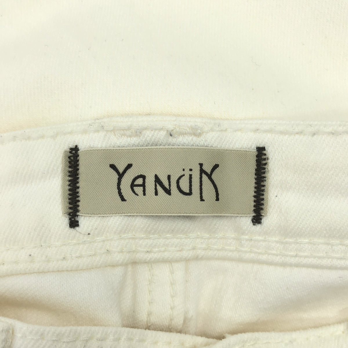 YANUK / ヤヌーク | リラックス スリム デニムパンツ | 24 | ホワイト | レディース