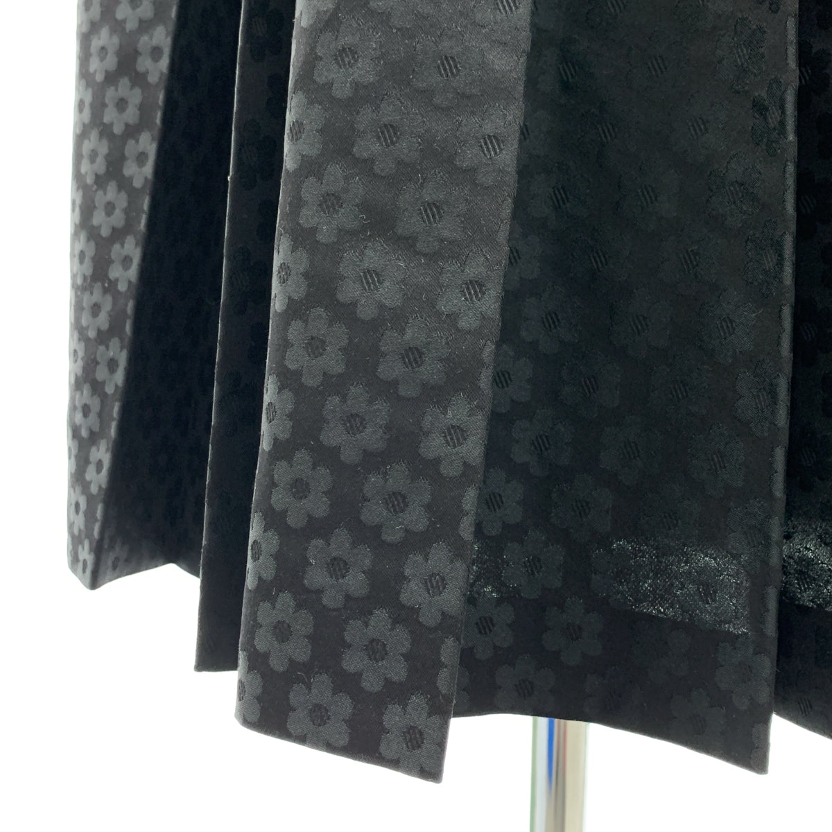 COMME des GARÇONS | 經編布料2017春夏 |百褶花卉印花休閒半身裙| SHOPBOP