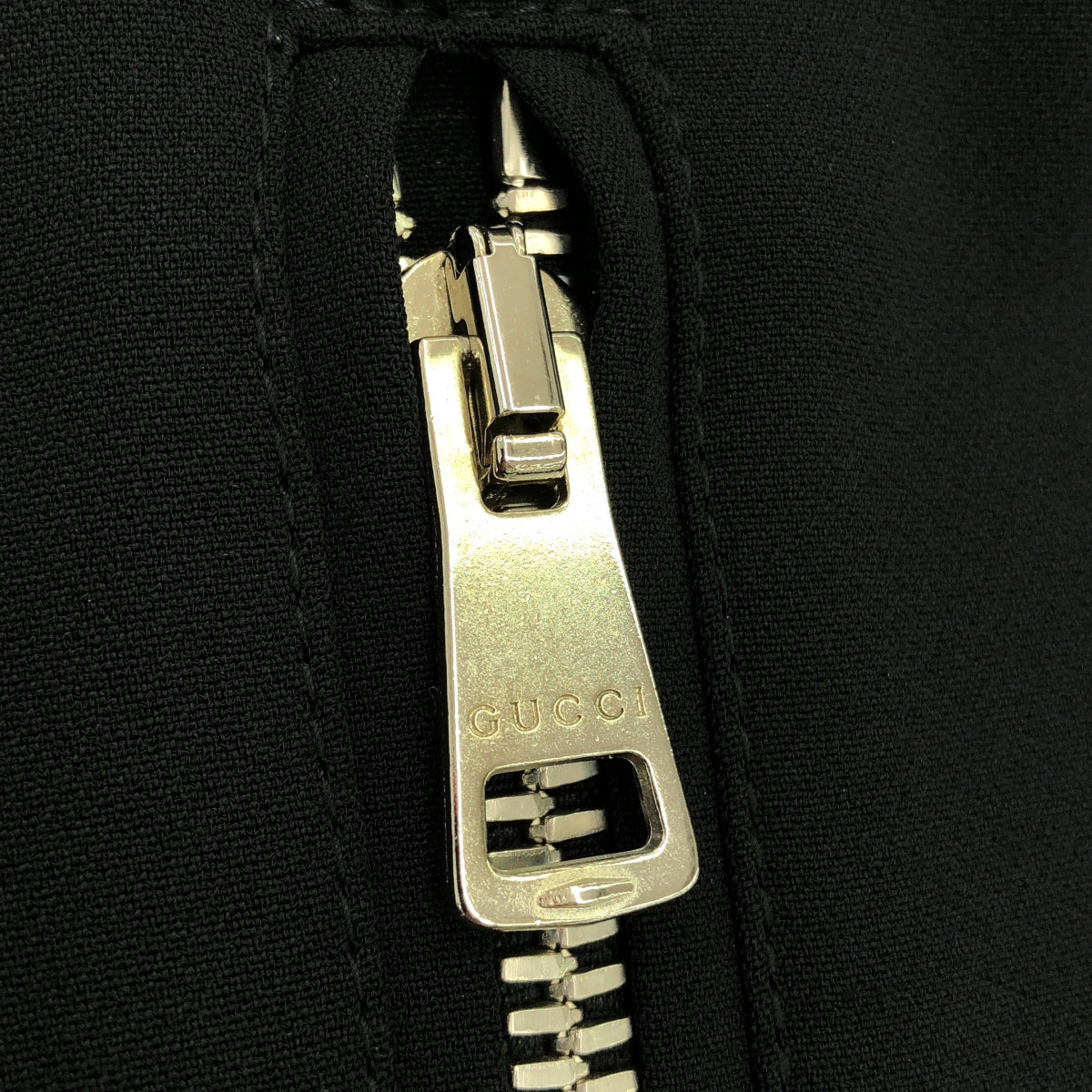 【미품】 GUCCI / 구찌 | 아세테이트 더블 Zip 포켓 슬릿 슬랙스 팬츠 | 40 | 블랙 | 여성