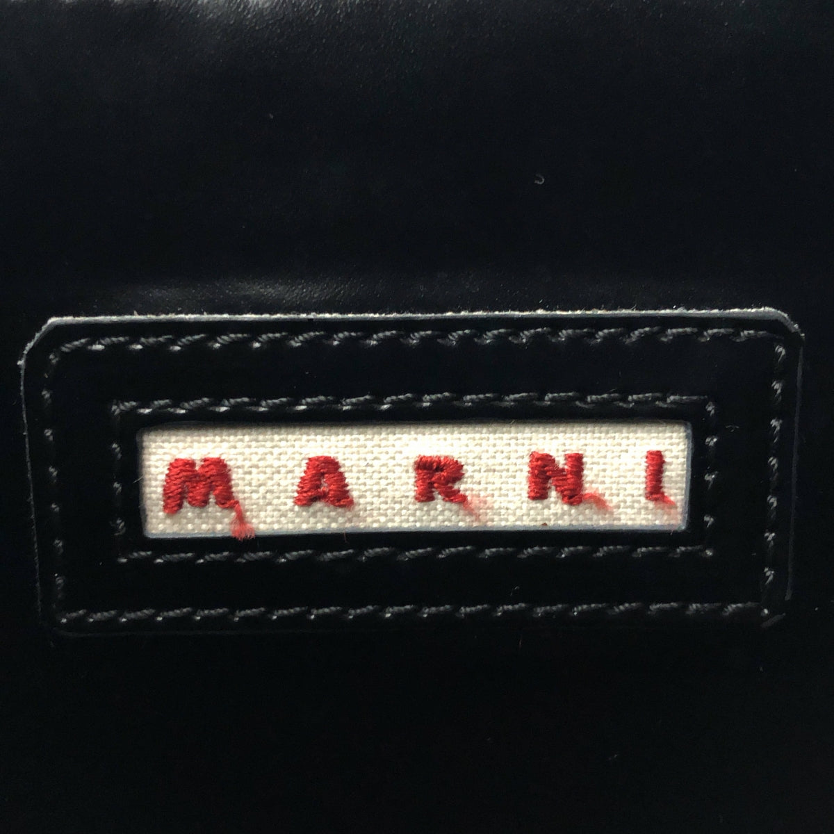 【미품】 MARNI / 마르니 | 2021AW | MUSEO 뮤제오 / 2WAY 가죽 숄더백 | 블랙 / 퍼플 | 여성