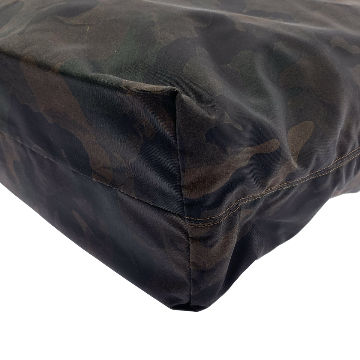 Felisi | 11-91 尼龍迷彩手提包，搭配皮革手柄 |