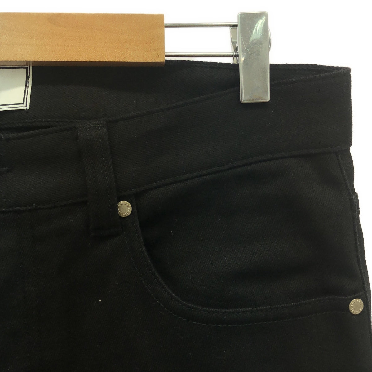AMI Alexandre Mattiussi / アミ・アレクサンドルマテュッシ | Slim Jean ブラックデニムパンツ | 32 | ブラック | メンズ