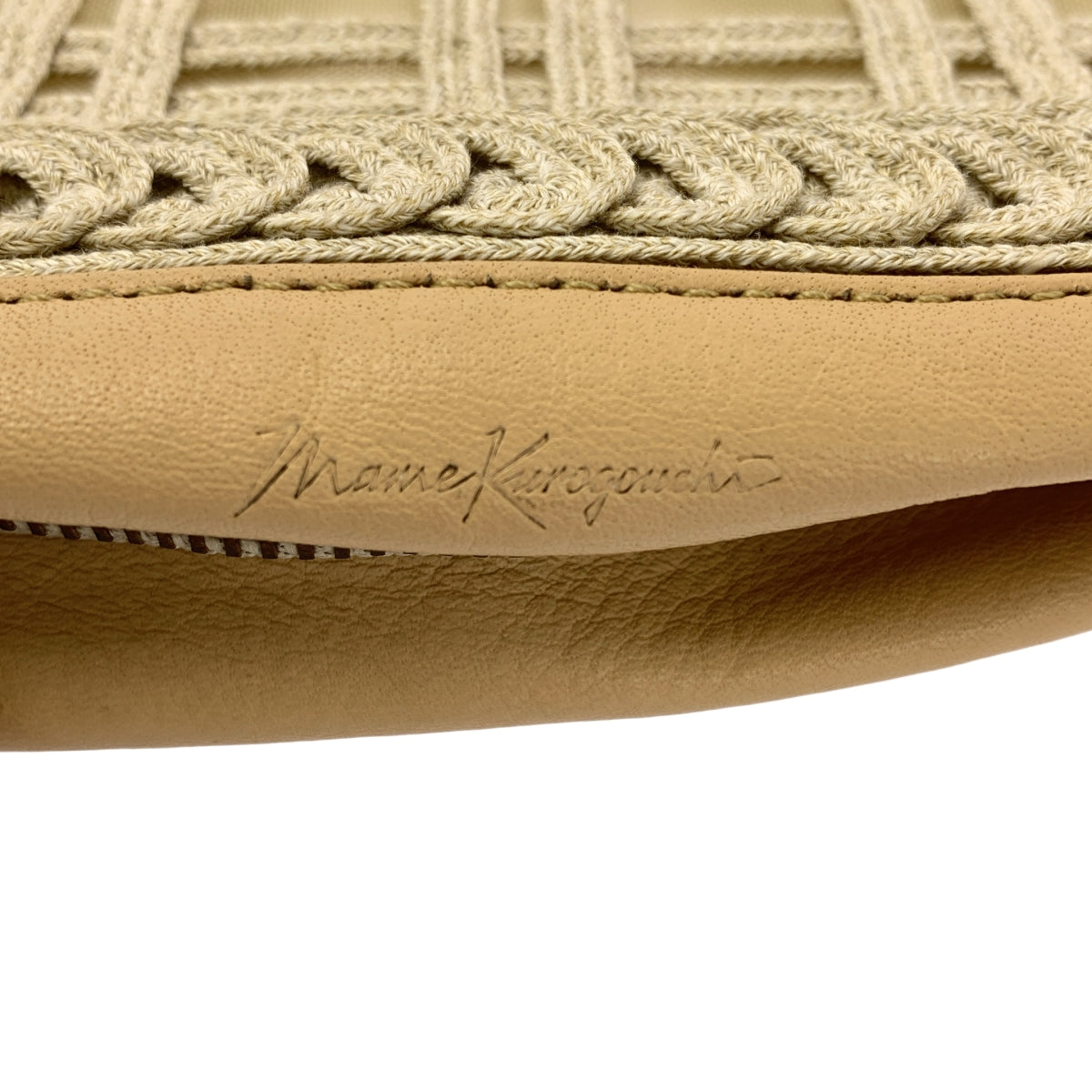 Mame Kurogouchi / 마메쿠로고우치 | Cording Embroidery Pouch With Leather Strap / 로고 숄더백 |