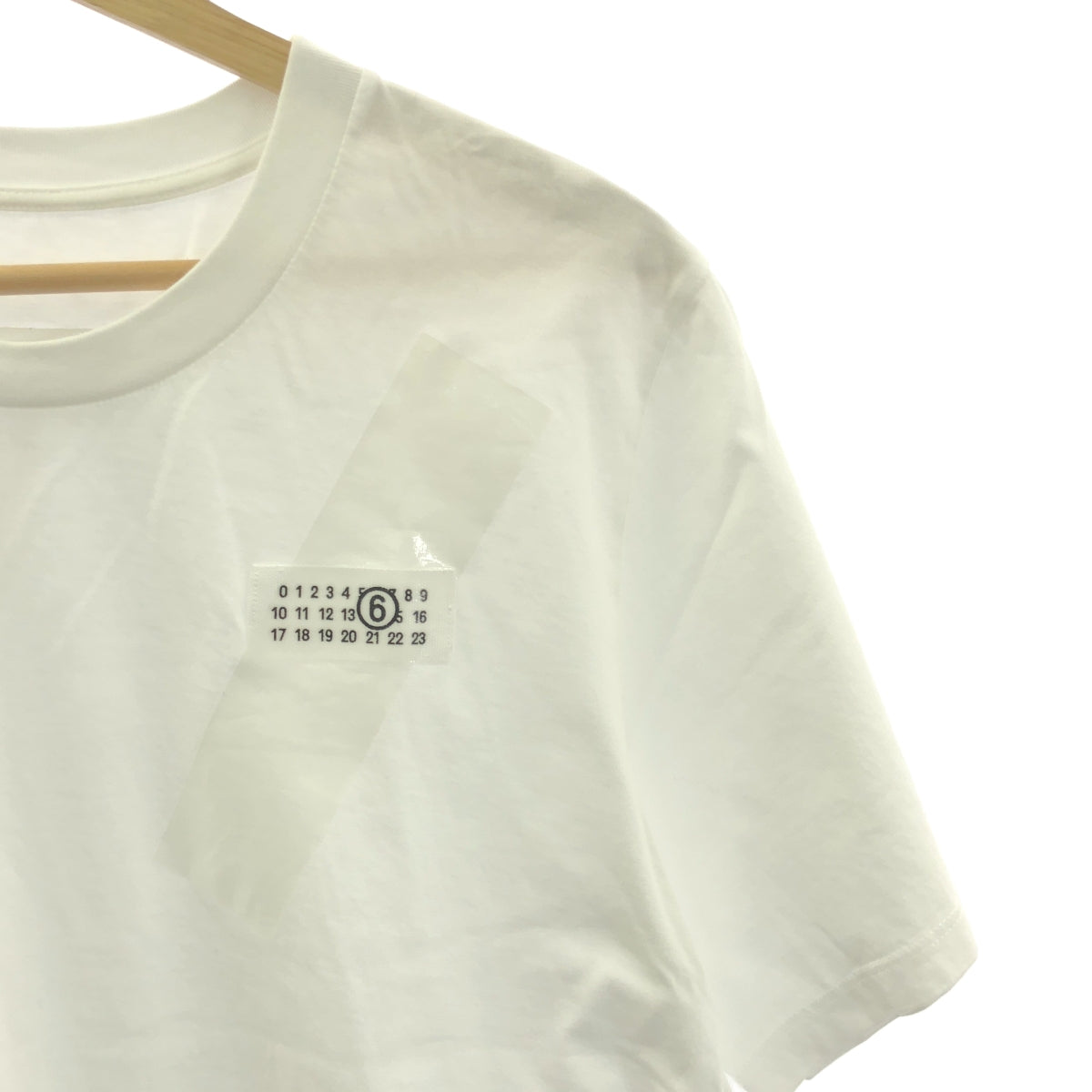 MM6 Maison Margiela | 2025 春夏系列 | 棉質數字 Logo T 卹 | 小號 | 女款