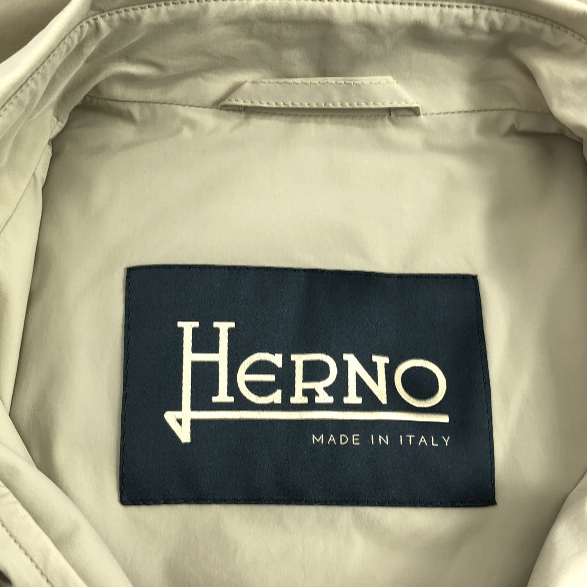 HERNO | 彈性尼龍教練外套 | 42碼 | 淺灰色 | 男款