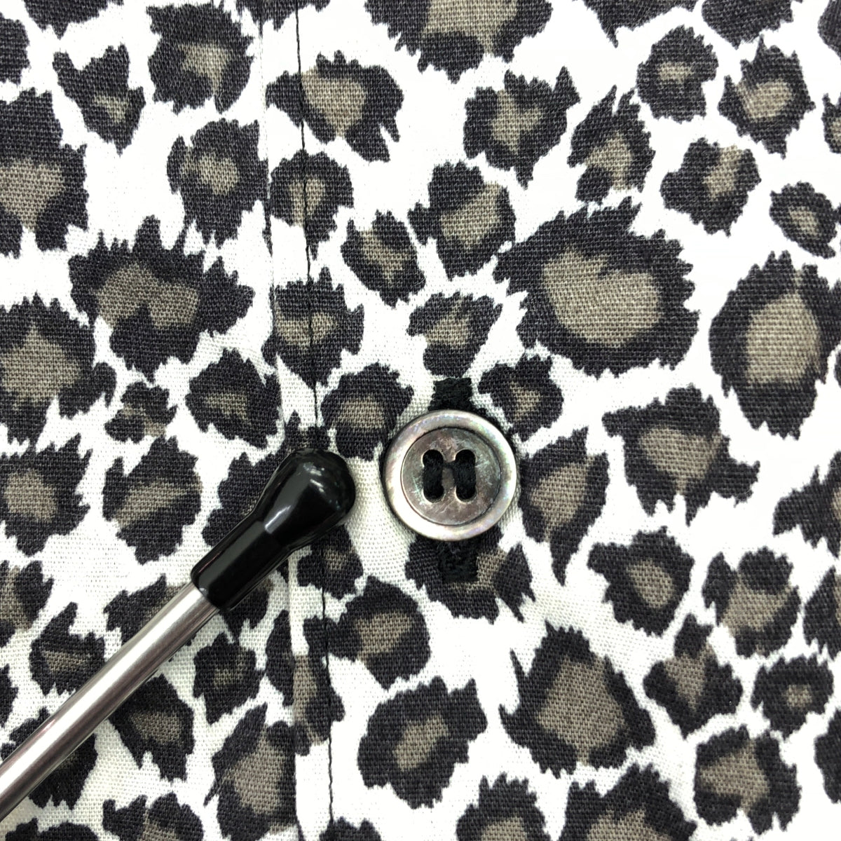 COMME des GARCONS HOMME PLUS / コムデギャルソンオムプリュス | 2018SS | レオパード 装飾 スパンコール レギュラーカラーシャツ | XS | ブラック | メンズ