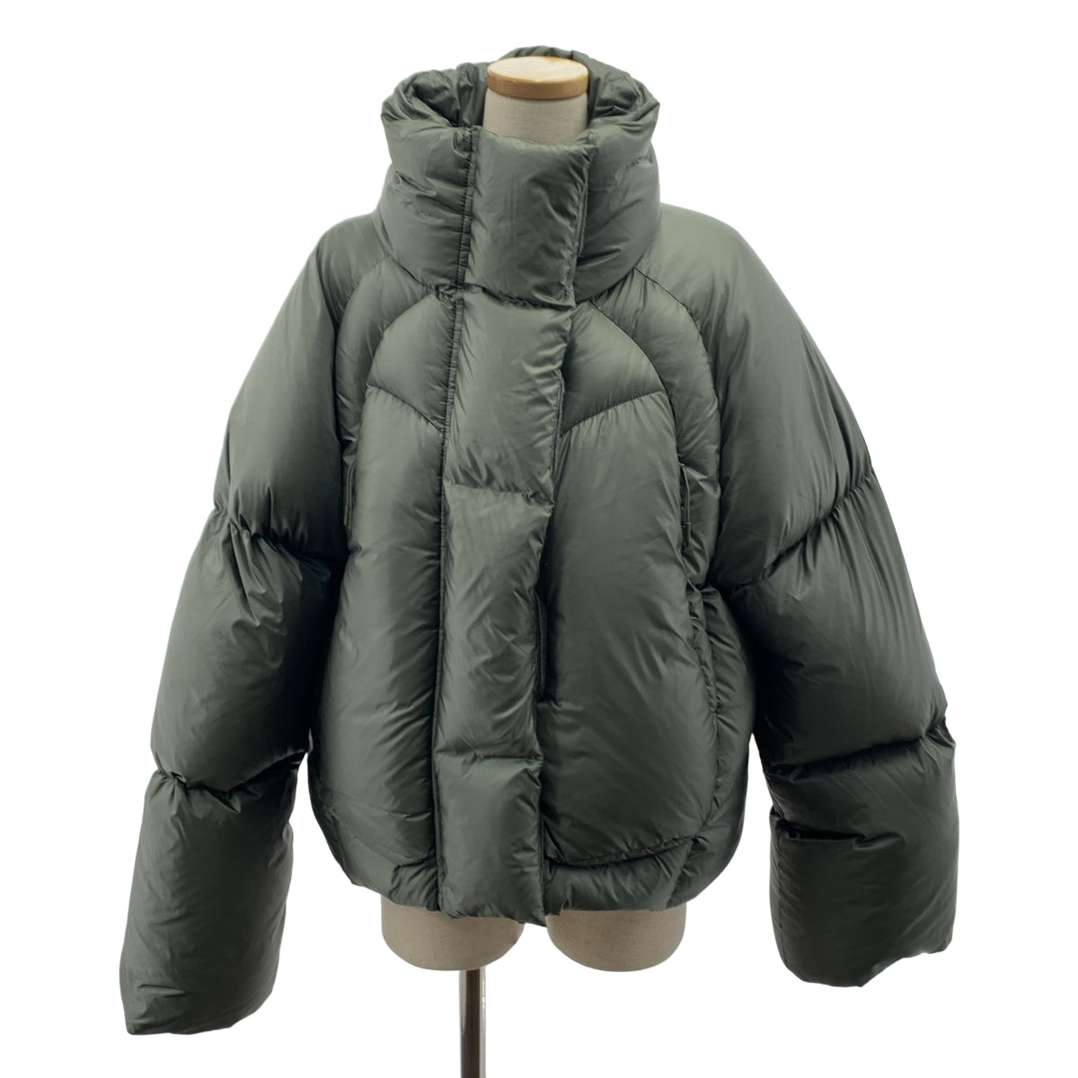 【美品】  entire studios / エンタイアスタジオ | uvr puffer down jacket / パデッド ダウンジャケット | S | MOSS | レディース