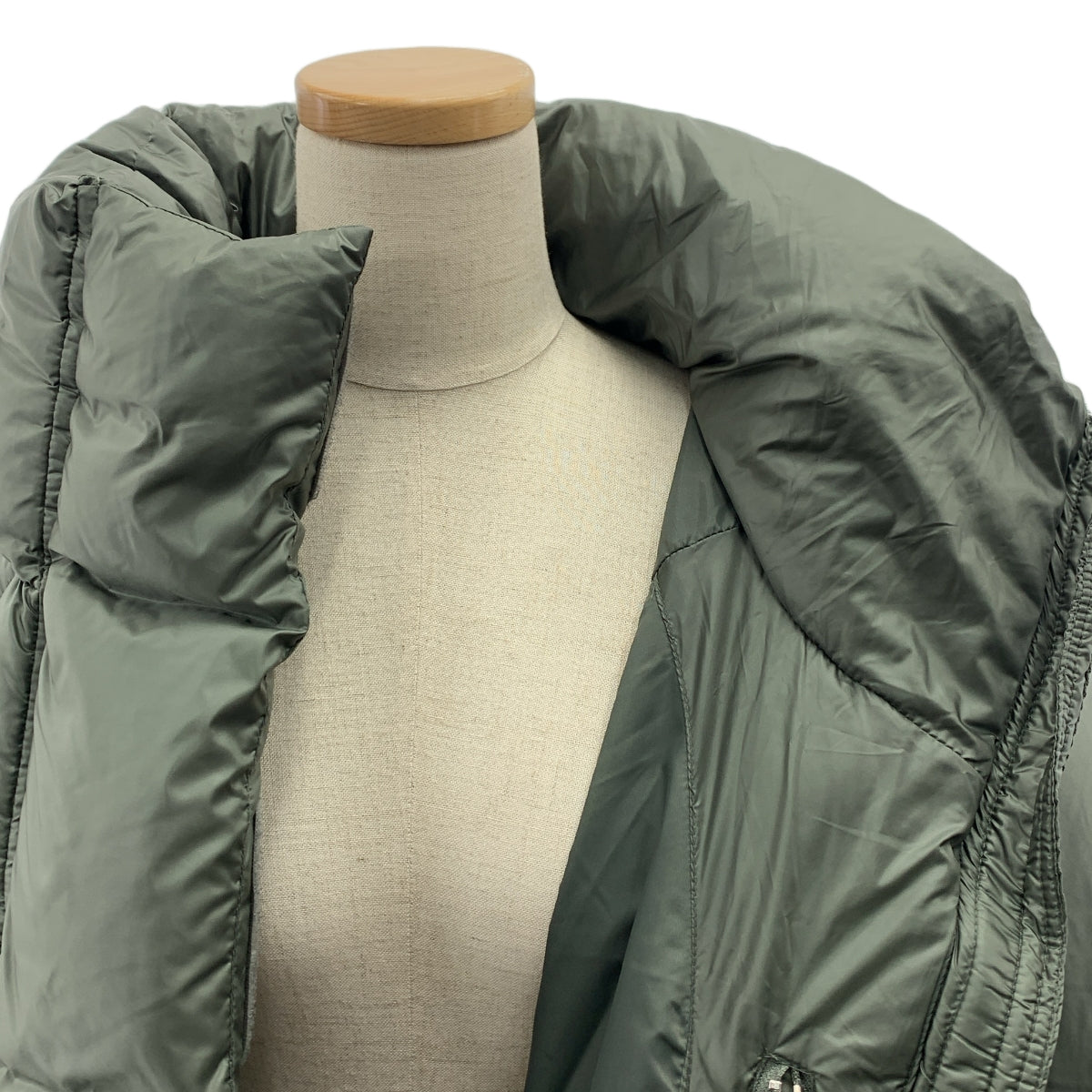 【美品】  entire studios / エンタイアスタジオ | uvr puffer down jacket / パデッド ダウンジャケット | S | MOSS | レディース