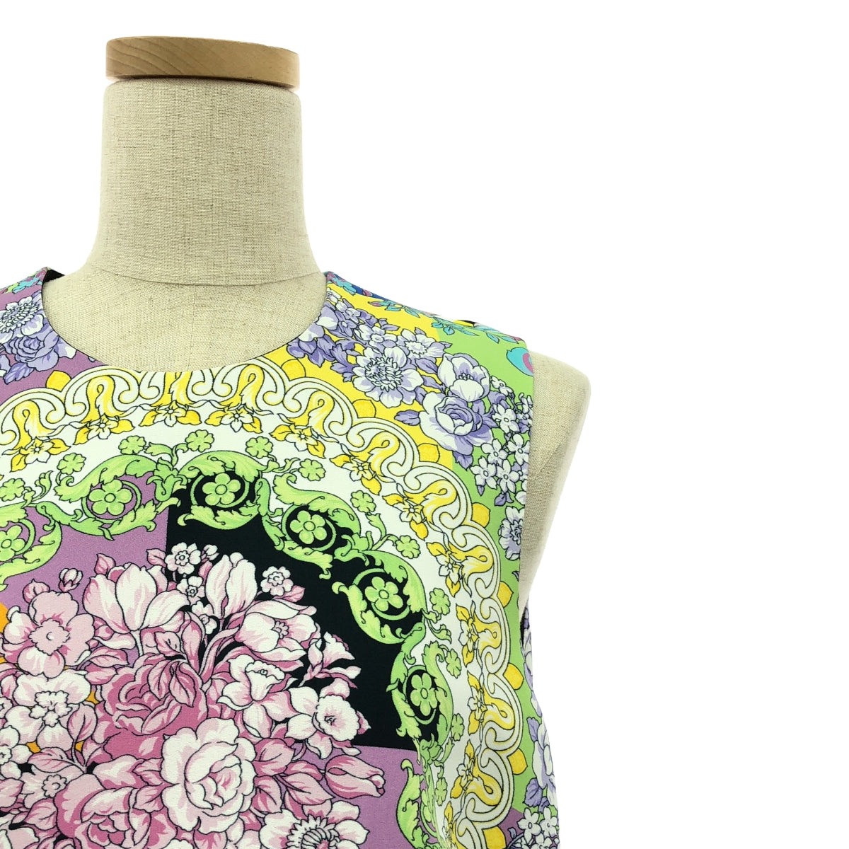 VERSACE | Rayon floral print dress / fully lined | Size 38 | Women's