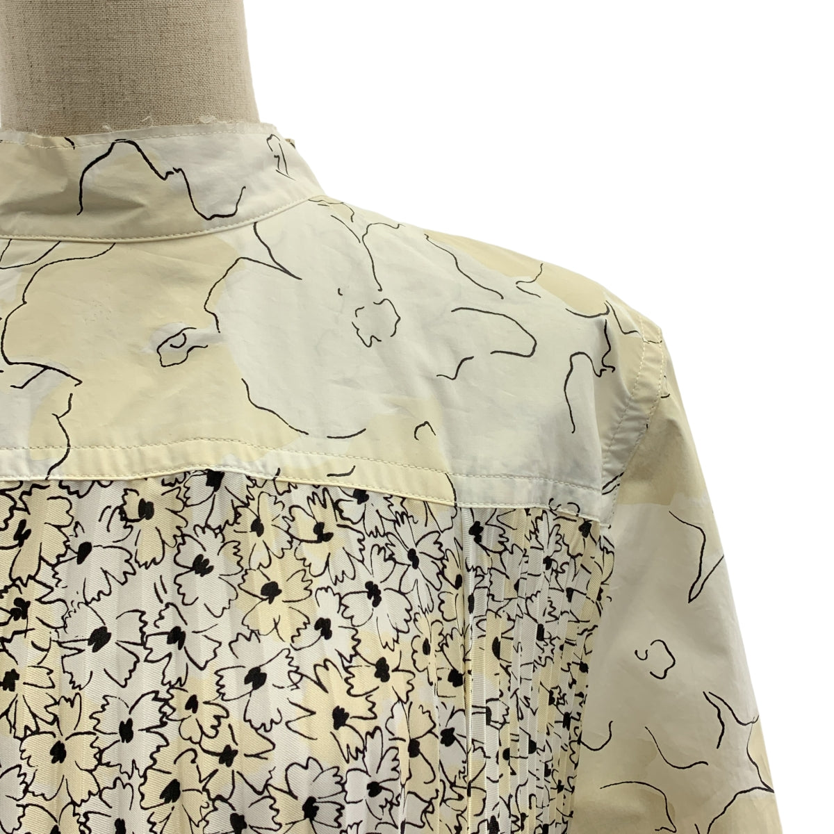 Plan C / 플랑시 | 총 무늬 플라워 컷오프 주름 볼륨 드레스