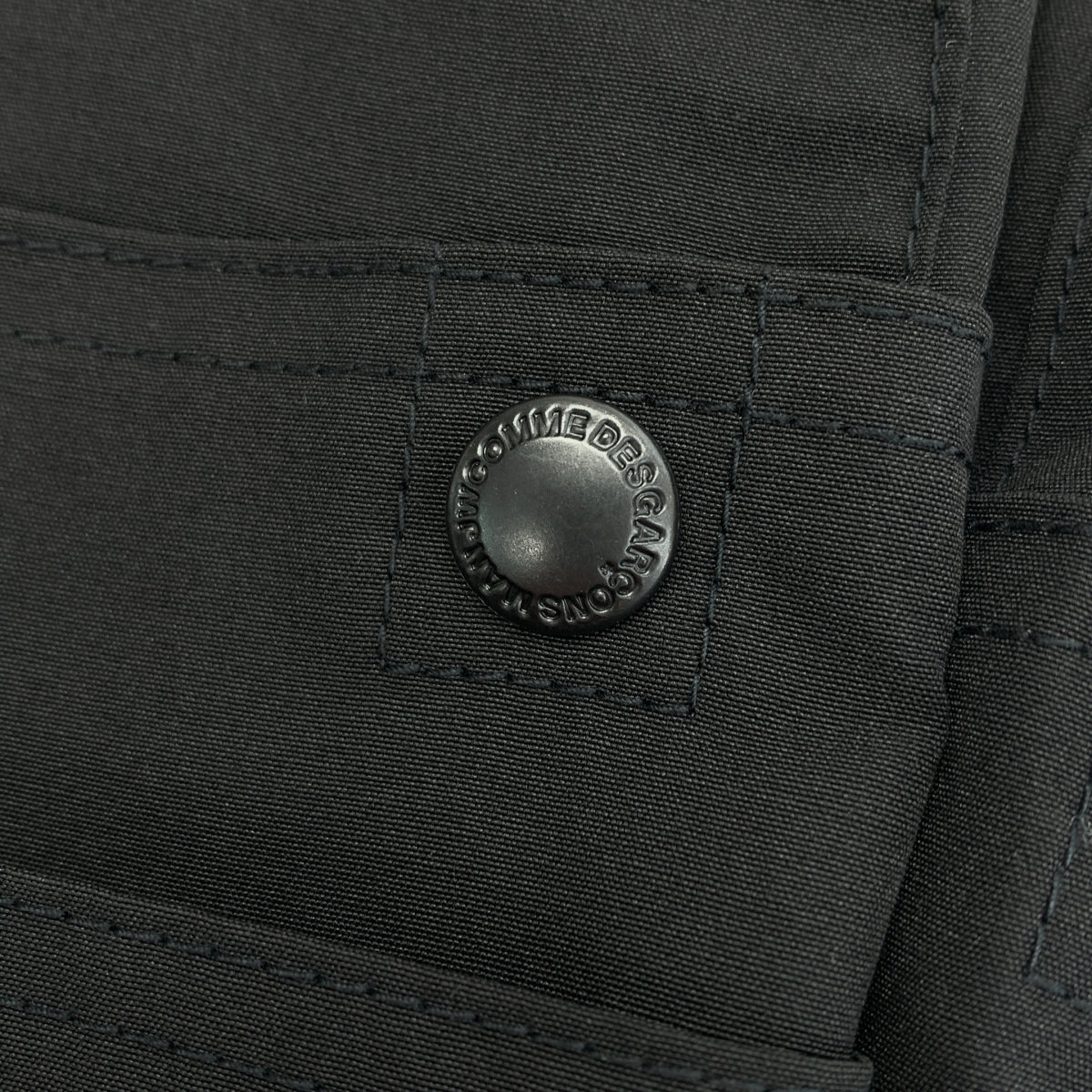 JUNYAWATANABE COMME des GARÇONS 男士 | 2024 春夏 |多口袋標誌紐扣工裝褲| SHOPBOP L 號 |男士