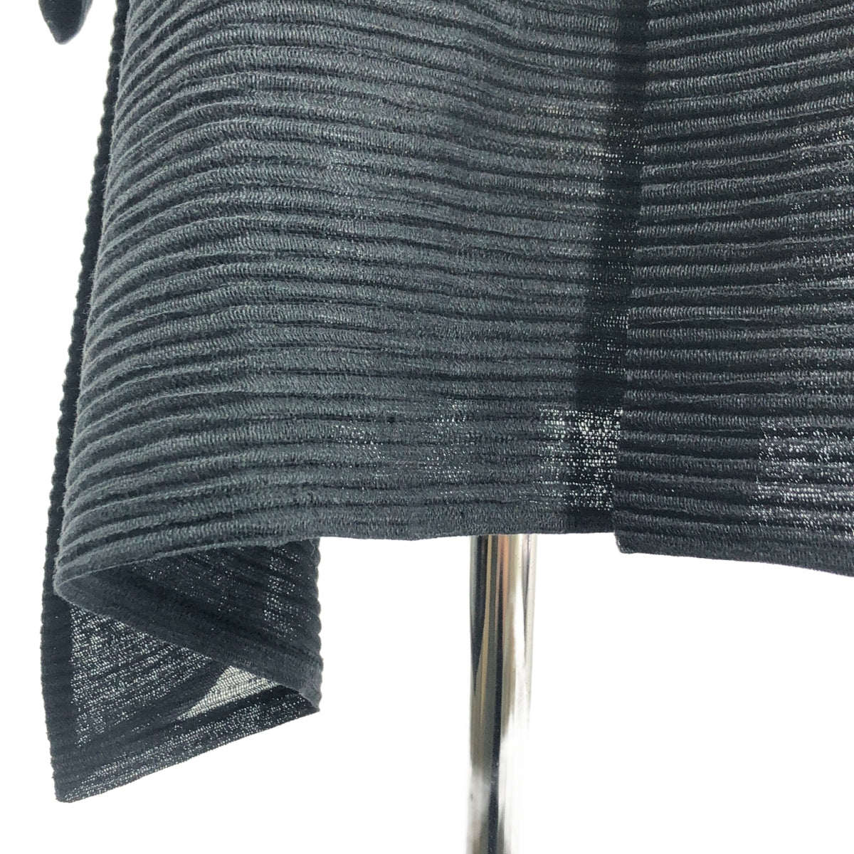 三宅一生 | 不對稱褶飾單排扣大衣 | M碼 | 黑色 | 女款