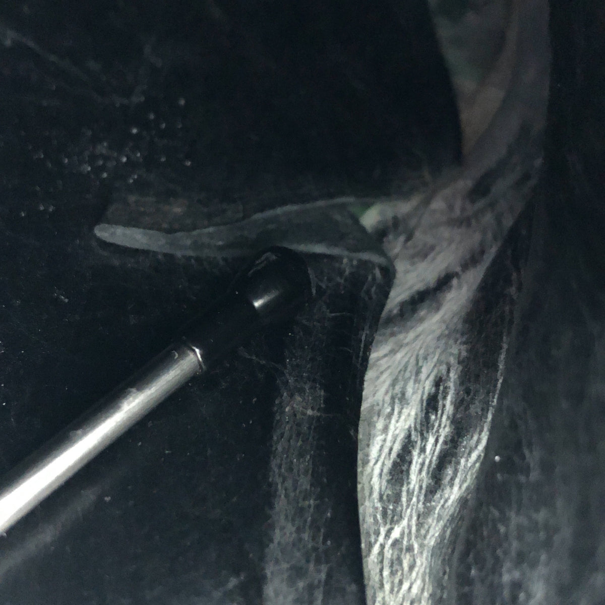 JUCO | 不對稱毛皮荷葉邊皮革涼鞋 | L碼 | 黑色 | 女款