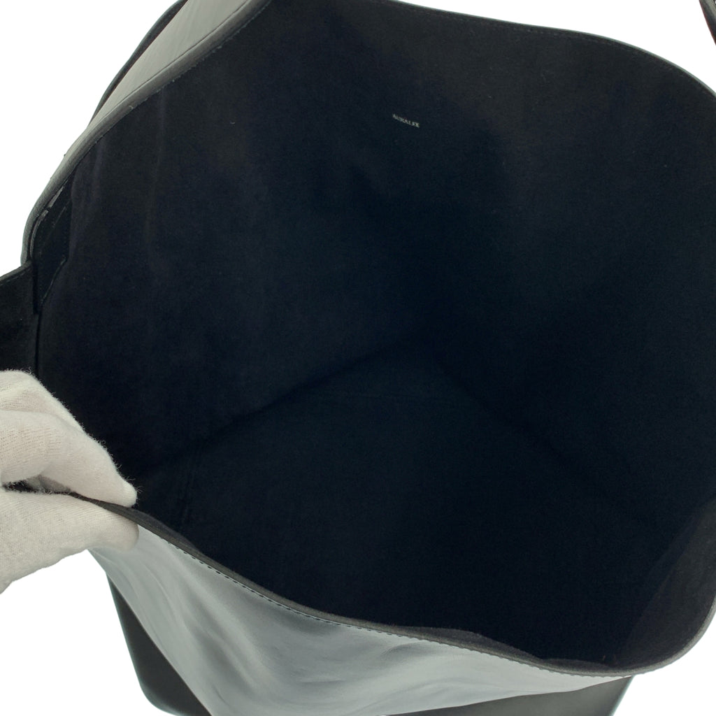 【新品】  AURALEE / オーラリー | 2025SS | × AETA / アエタ コラボ LEATHER BIG SHOULDER BAG レザー ビッグ ショルダーバッグ ユニセックス | ブラック | メンズ