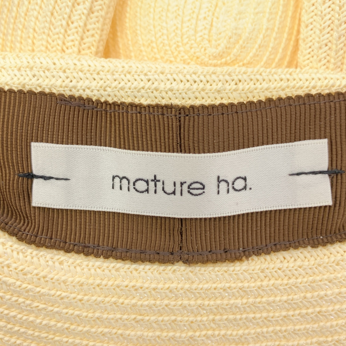[狀況極佳] 成熟帽。 / 成熟帽 | 盒裝帽 | 草帽 | 象牙色/黑色 | 女款