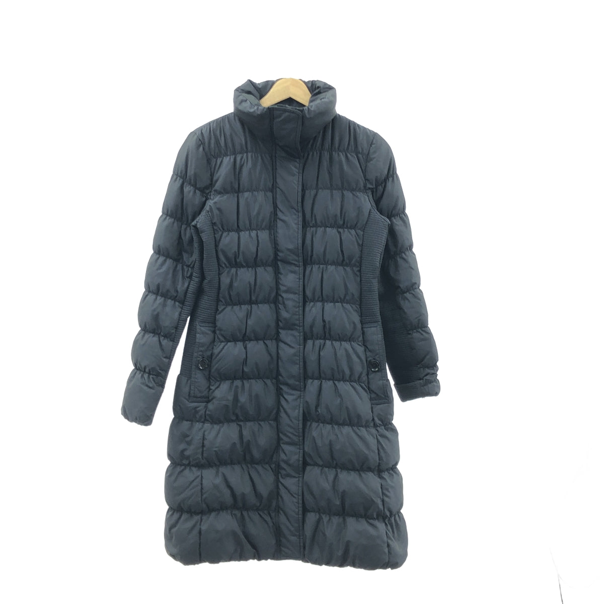 BURBERRY LONDON | 立領束帶羽絨大衣，配 Nova 格紋襯裡 | 尺寸 38 |