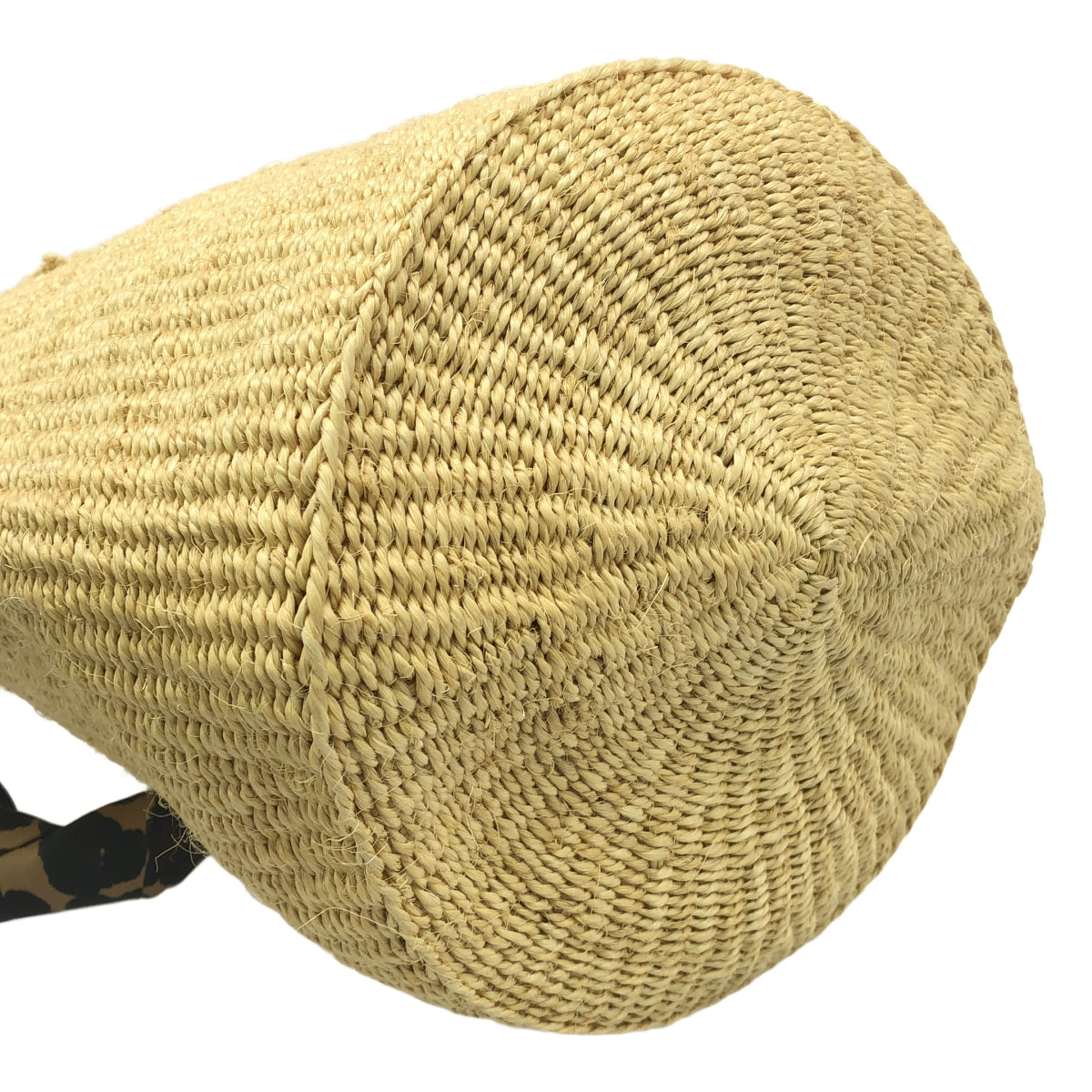 [Good Condition] MUVEIL | Studded Bucket Basket Hand Tote Bag | Beige | Women's