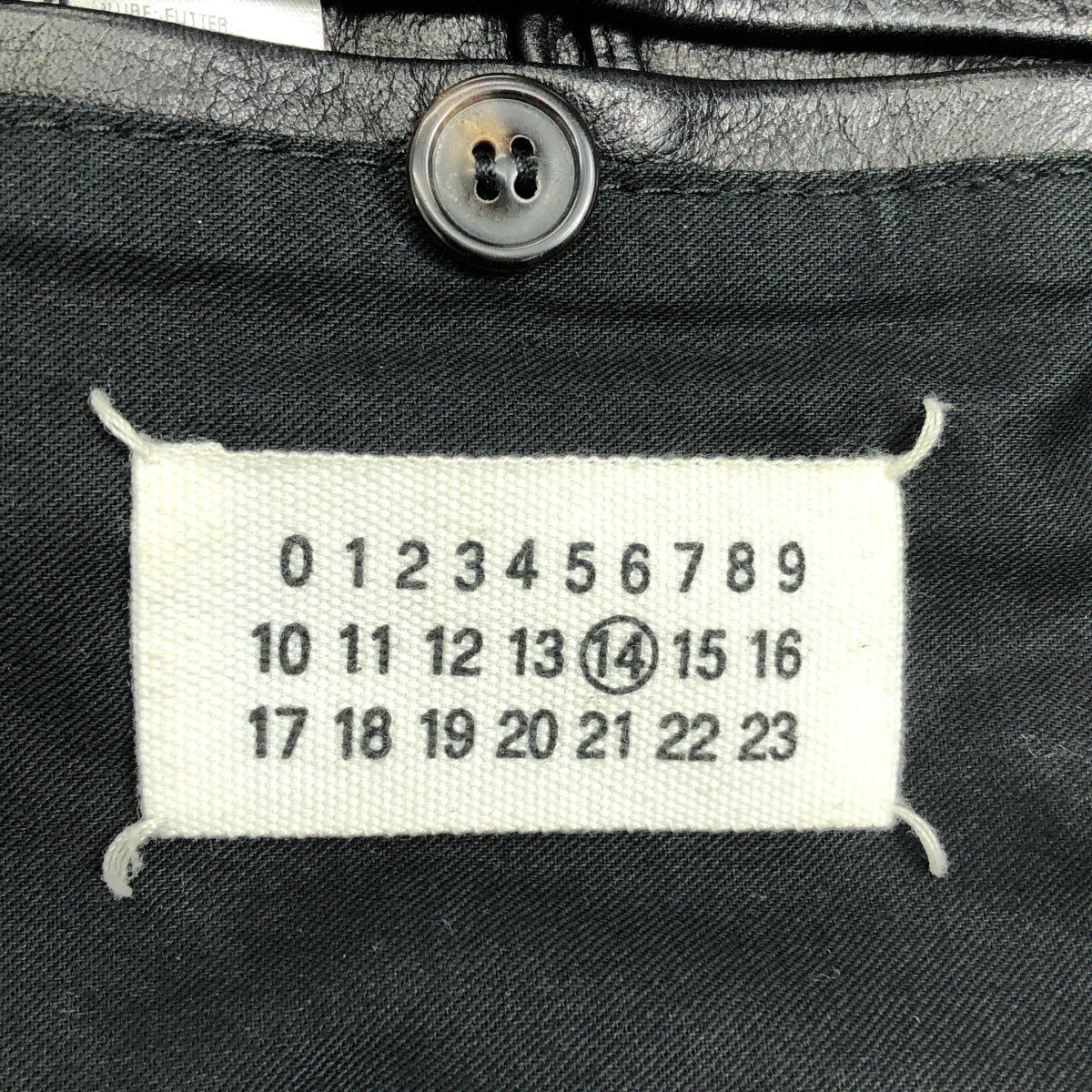 [狀況極佳] 馬丁 Margiela | 2008 秋冬 | 五拉鍊皮革騎士外套 | 尺寸 44 | 黑色 | 男款