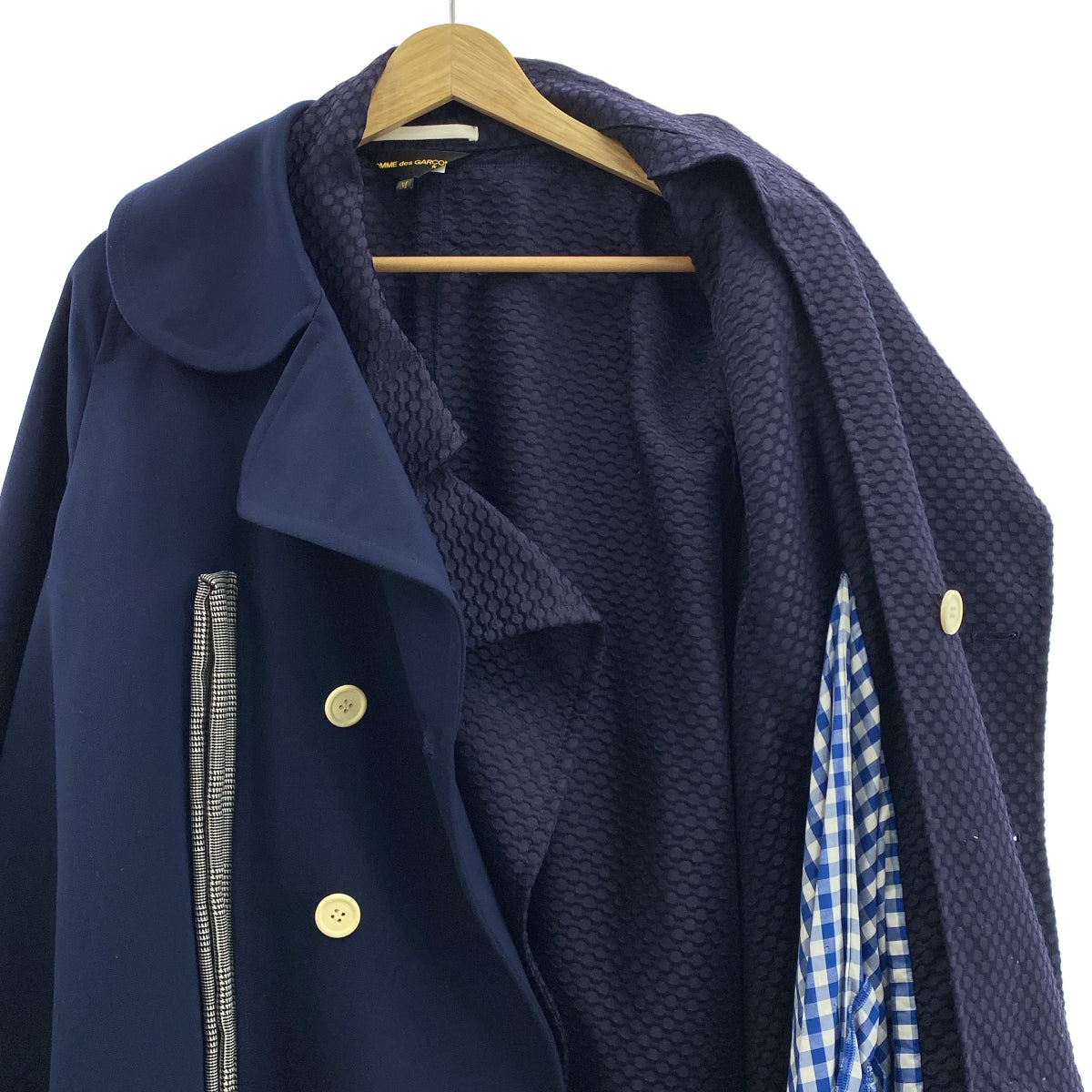 COMME des GARCONS / 컴데 갤슨 | 폴리 에스테르 다른 소재 전환 변형 레이어드 더블 오버 코트 / 총 안감 | M | 여성