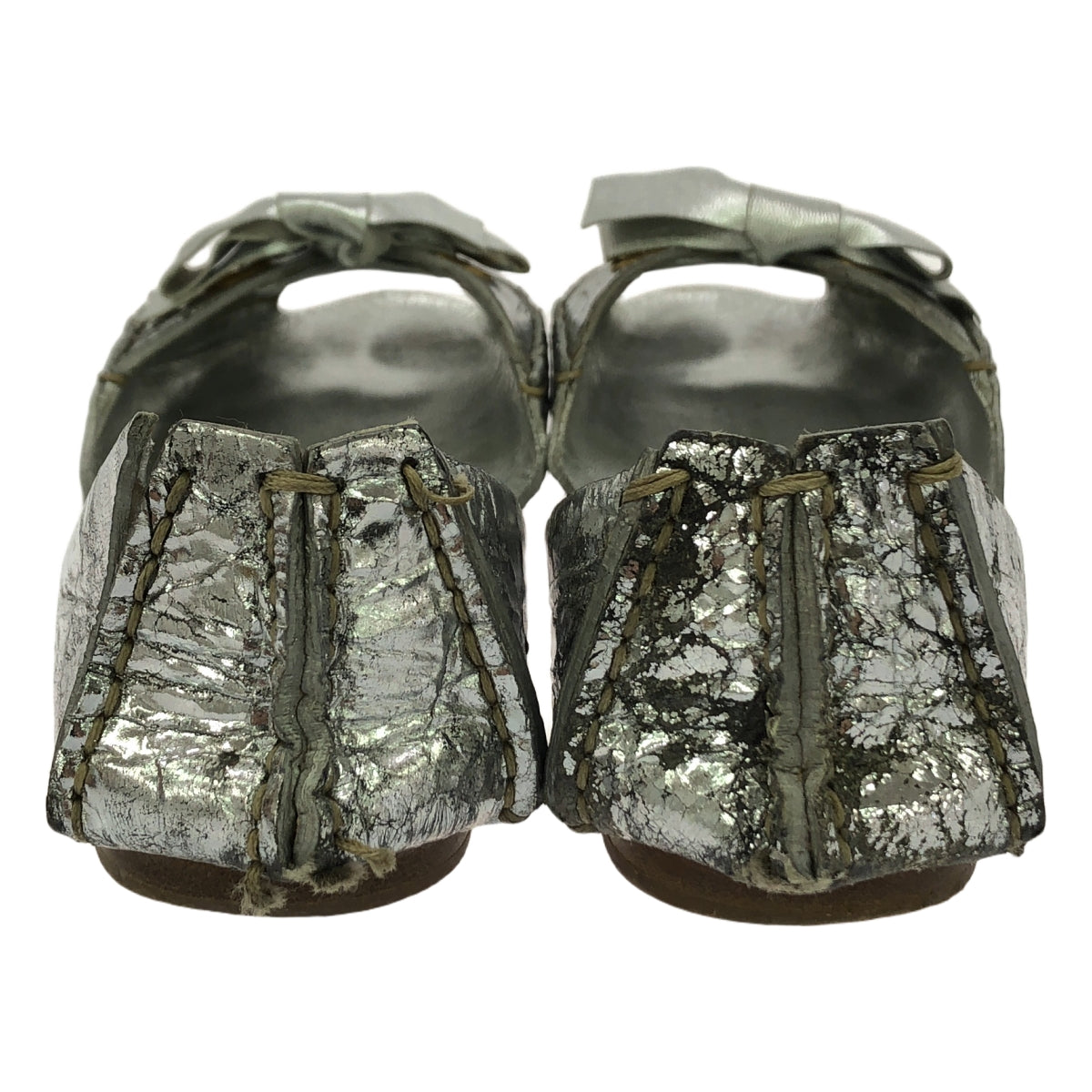 miu miu / Miu Miu | 皮革裂紋金屬蝴蝶結裝飾涼鞋 | 36 | 銀色 | 女款