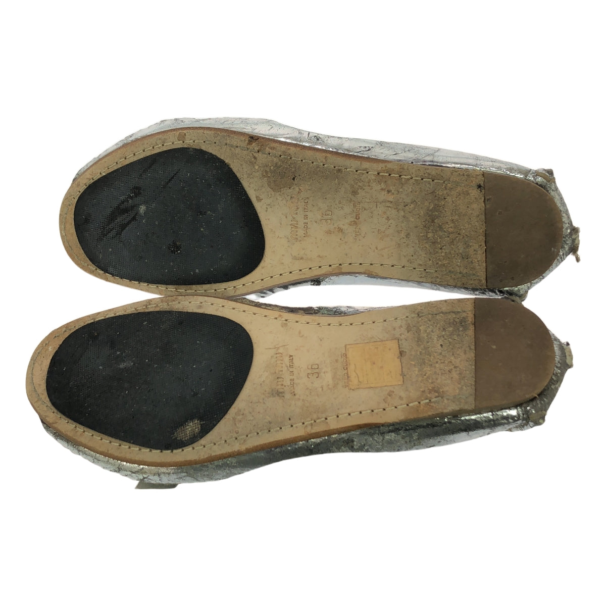 miu miu / Miu Miu | 皮革裂紋金屬蝴蝶結裝飾涼鞋 | 36 | 銀色 | 女款