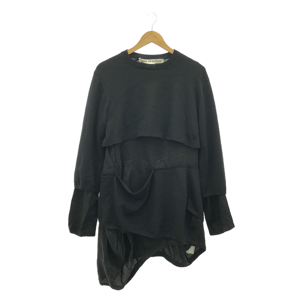 COMME des GARCONS | 2022秋冬 |不對稱針織連身裙，採用分層和變形面料 | S |黑色 |女性的