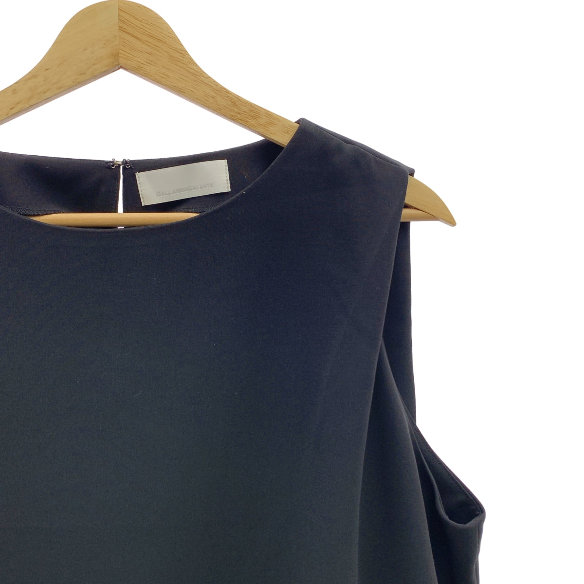 GALLARDAGALANTE / 갈랴 다가란테 | 숄더 탁 민소매 | 1 | 여성