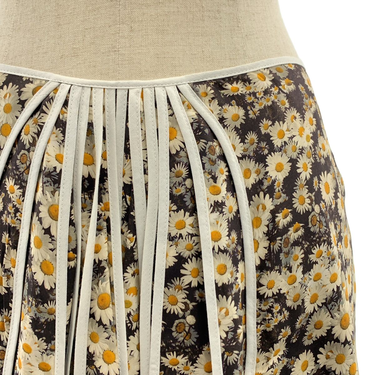 STELLA McCARTNEY / ステラマッカートニー | シルク フラワープリント アシンメトリースカート | 36 | イエロー/ブラック/ホワイト | レディース