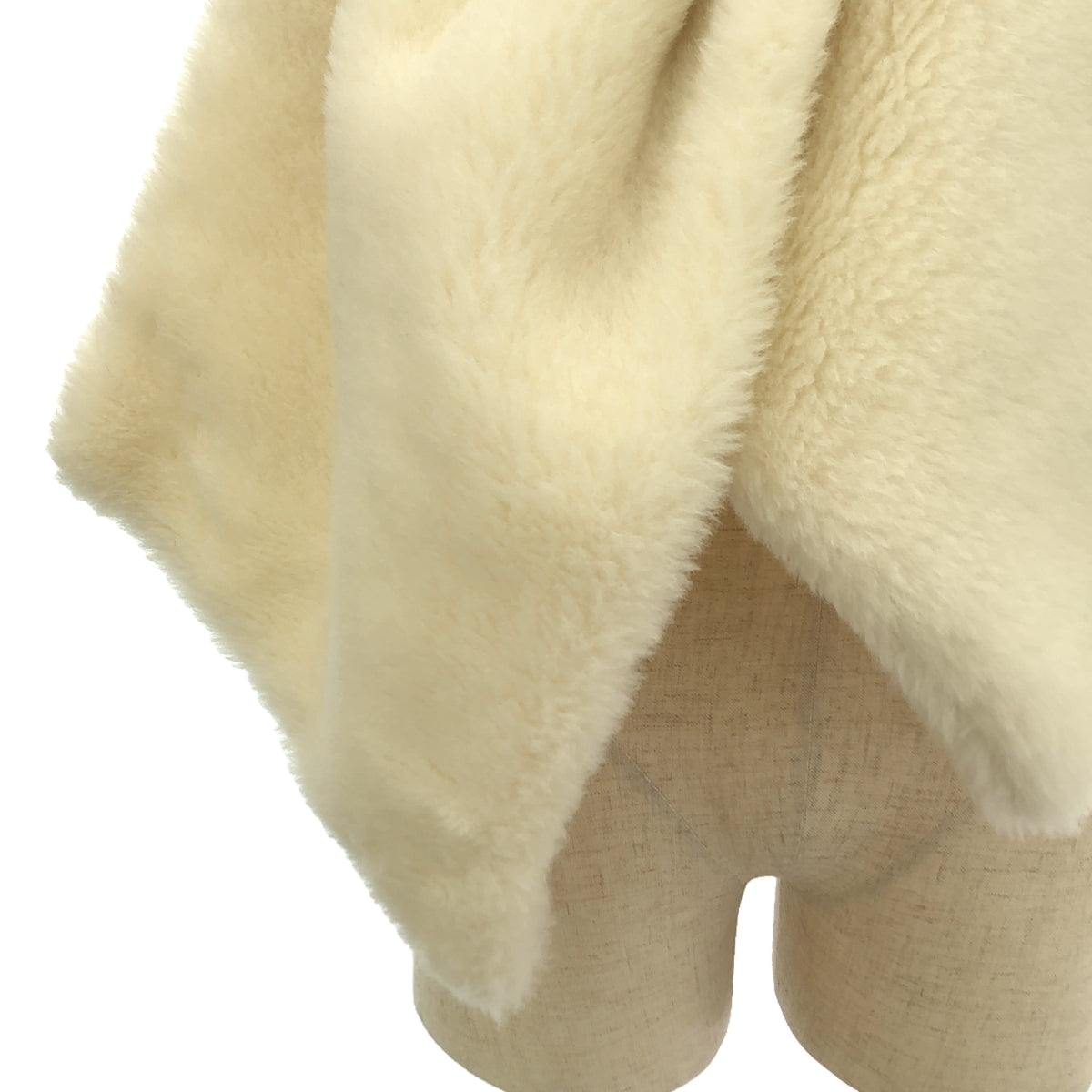 Max Mara | Alpaca blend teddy bear scarf |