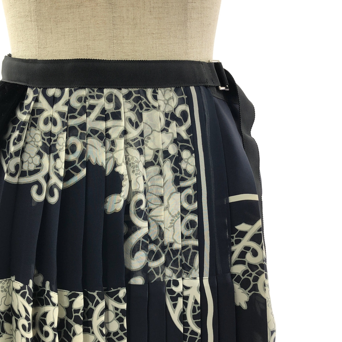 sacai | 褶飾印花裹身長裙 | 2 號 | 女款