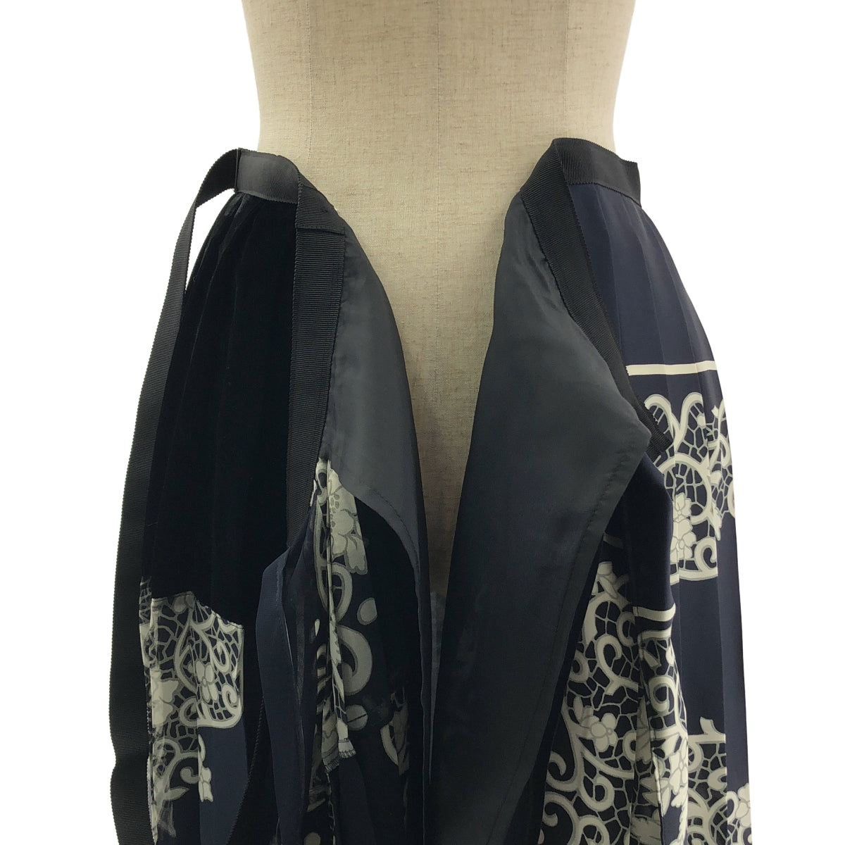 sacai | 褶飾印花裹身長裙 | 2 號 | 女款