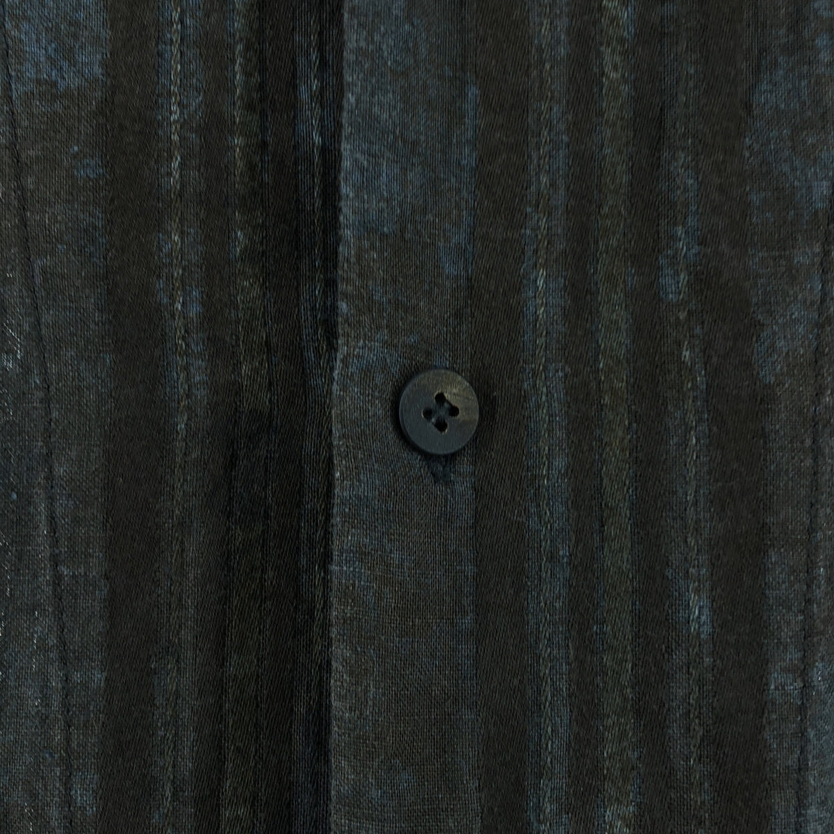 Ziggy Chen | 2024 春夏系列 | 條紋寬鬆領襯衫 | 尺寸 44 | 男款