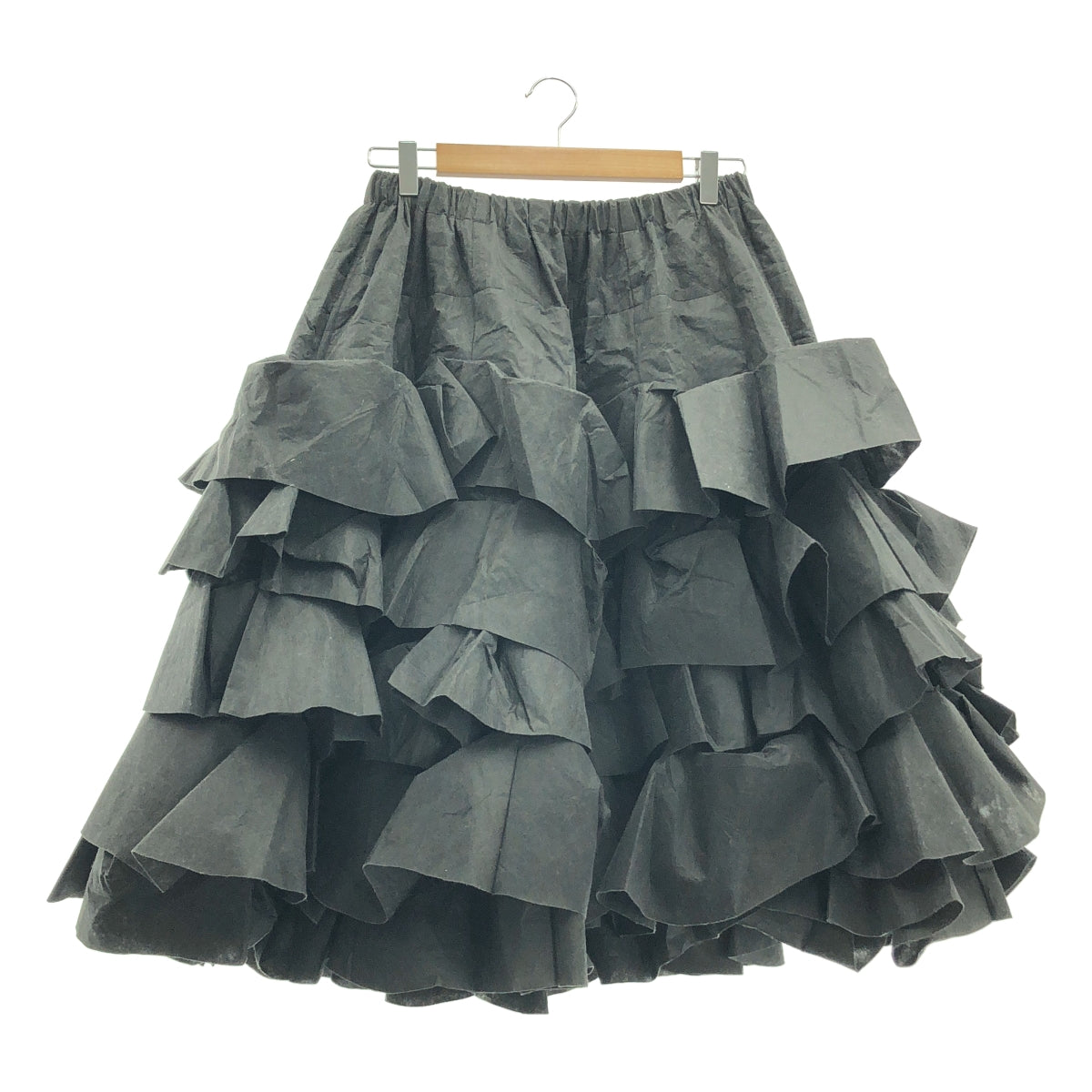 COMME des GARÇONS | tao COMME des GARÇONS | 2025秋冬 |聚酯纖維和人造絲加工荷葉邊寬鬆半身裙 |