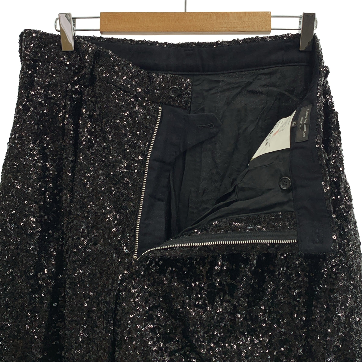 COMME des GARÇONS HOMME PLUS | 2018 春夏系列 | 亮片裝飾雙褶闊腳短褲 / 有襯裡 | 尺寸 XL | 男款