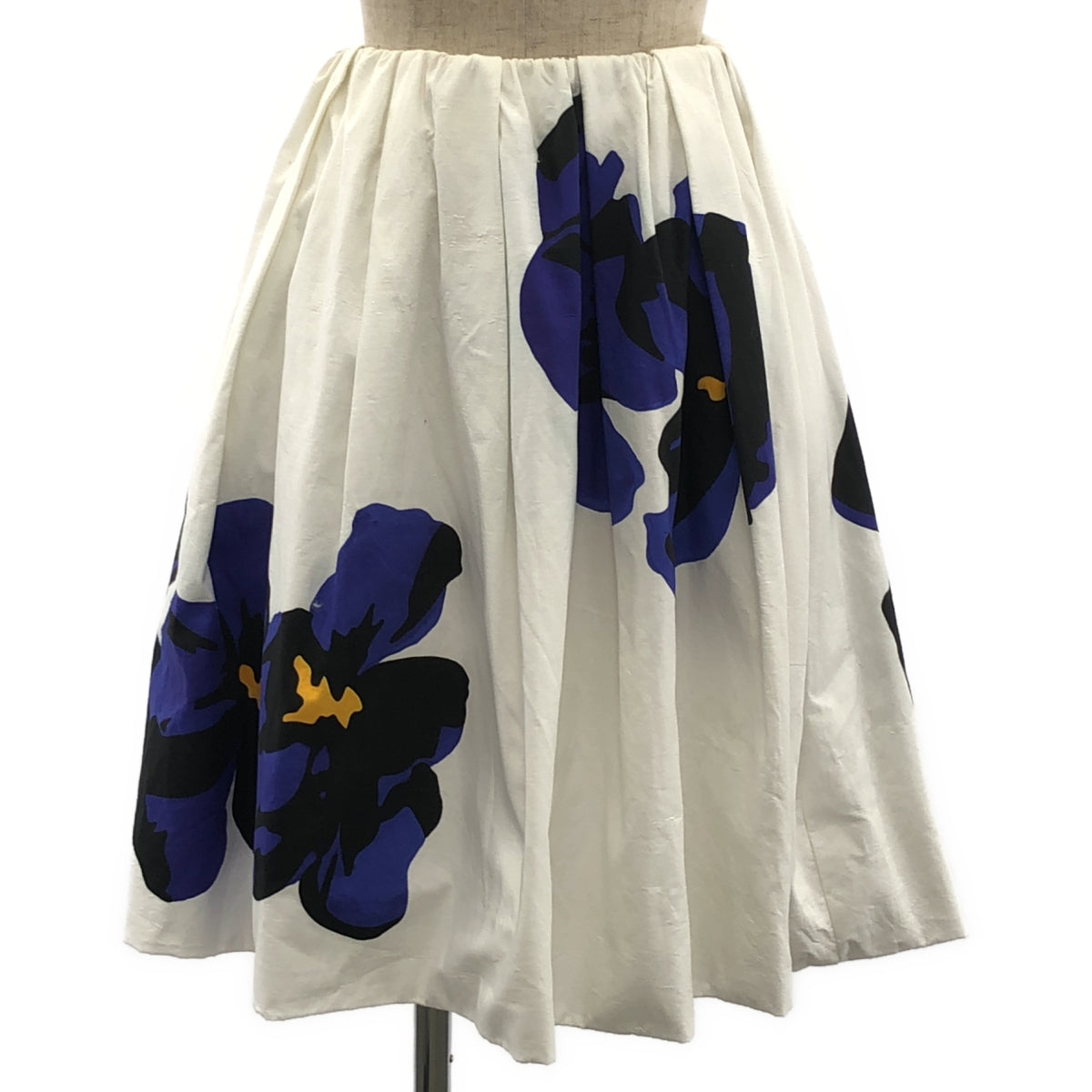 miu miu / 뮤뮤 | 2024SS | 포플린 플라워 볼륨 스커트 | 38 | 화이트 | 여성