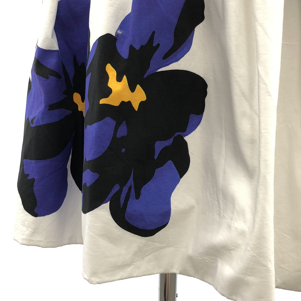 miu miu / 뮤뮤 | 2024SS | 포플린 플라워 볼륨 스커트 | 38 | 화이트 | 여성