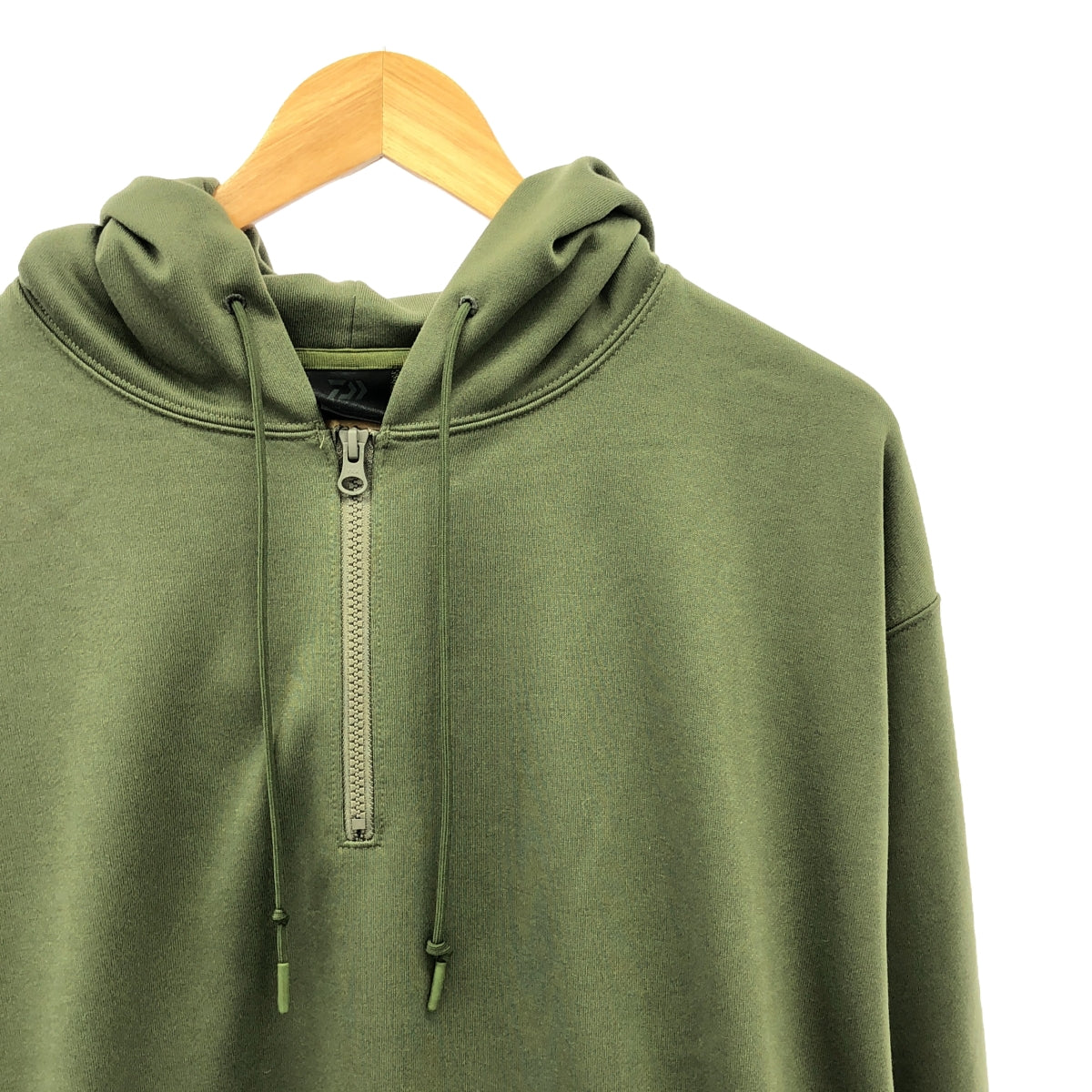 DAIWA PIER39 / ダイワピアサーティンナイン | TECH SWEAT HALF ZIP HOOD テックスウェット ハーフジップ フーディ パーカー | L | オリーブグリーン | メンズ