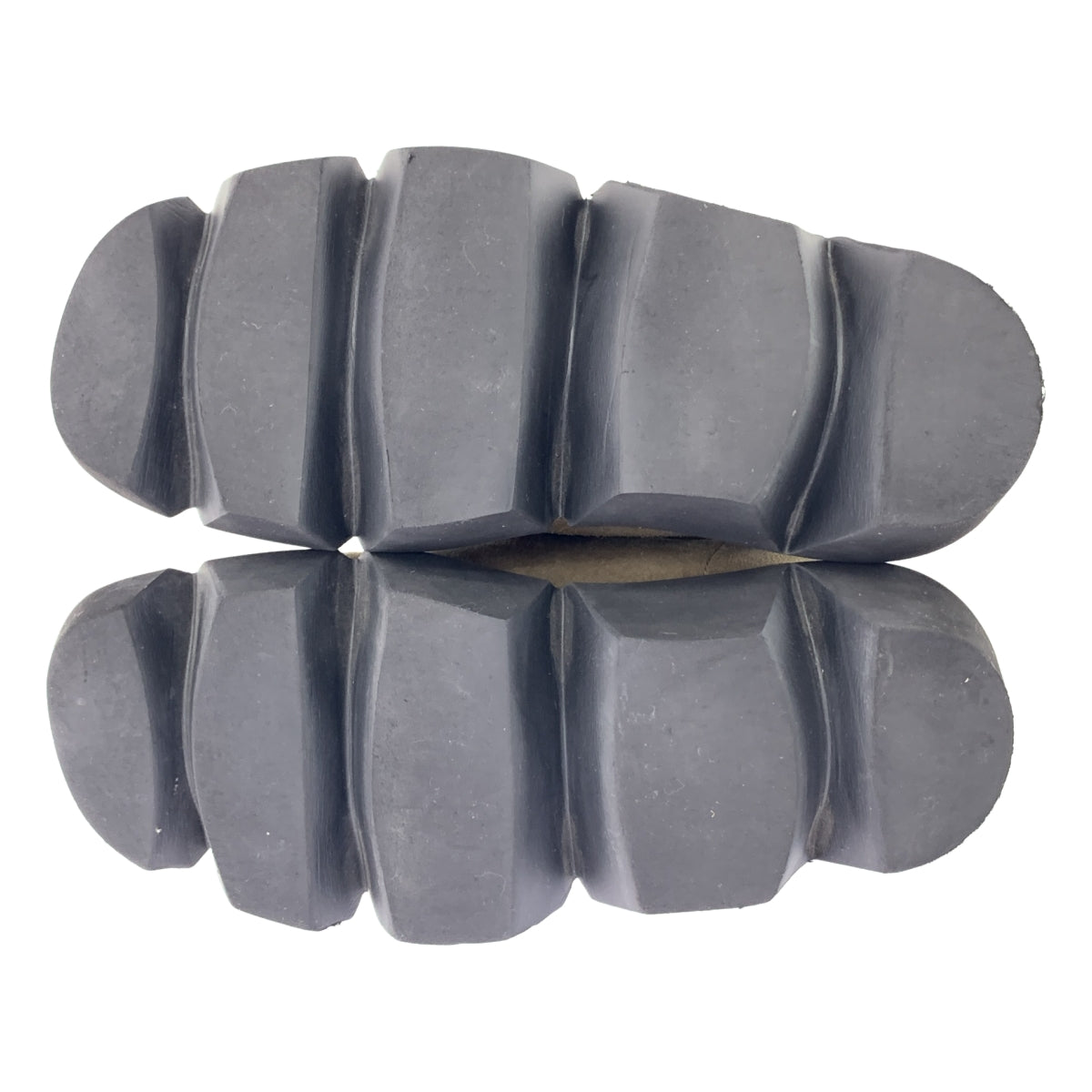 sacai / sacai | x clarks / Clarks Wallabee 靴 / 絨面革和皮革 Wallabee 短靴 | 尺寸 22.5 | 米色 | 女款