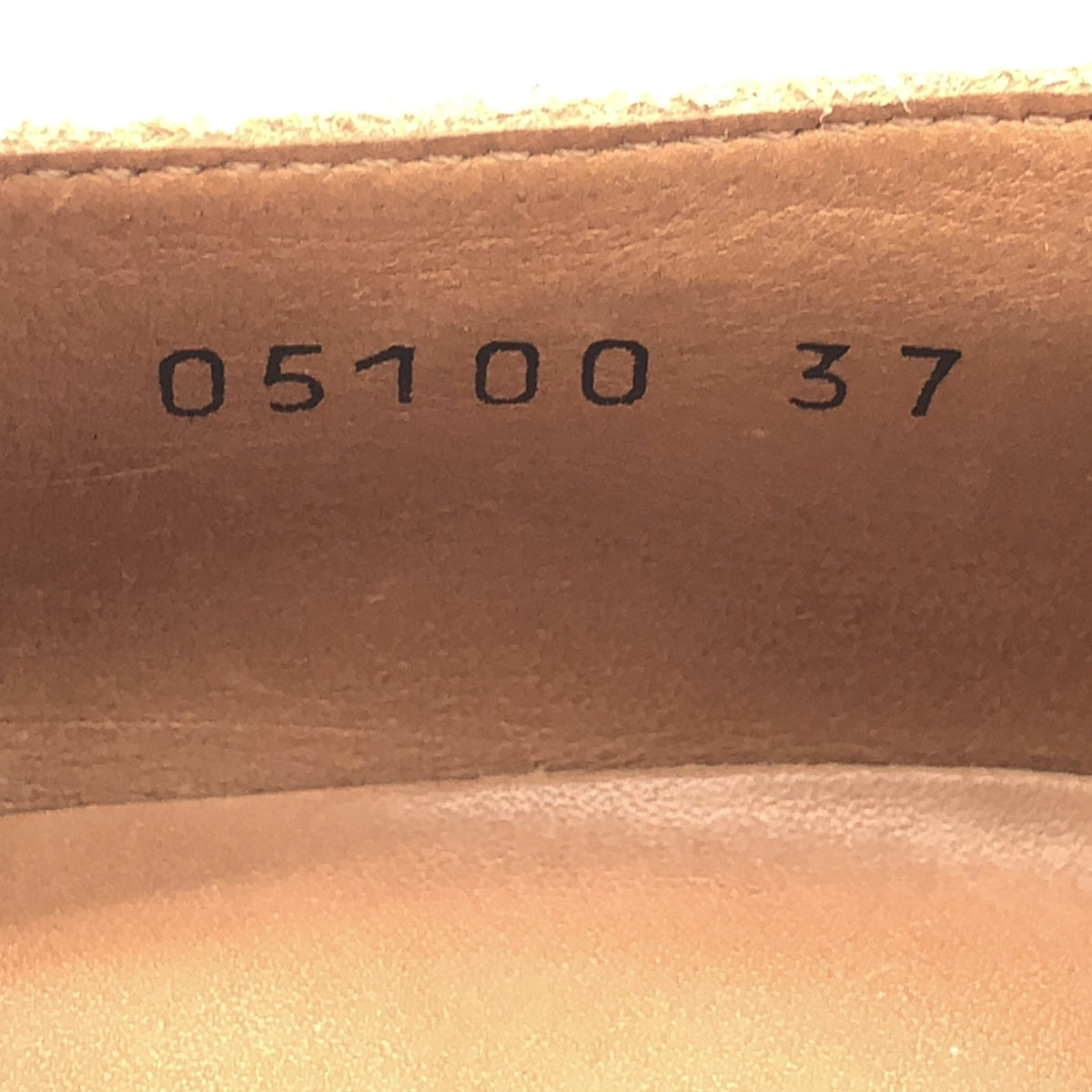 [狀況極佳] MARGARET HOWELL | 絨面革繫帶直筒鞋 | 尺寸 37 | 粉紅米色 | 女款