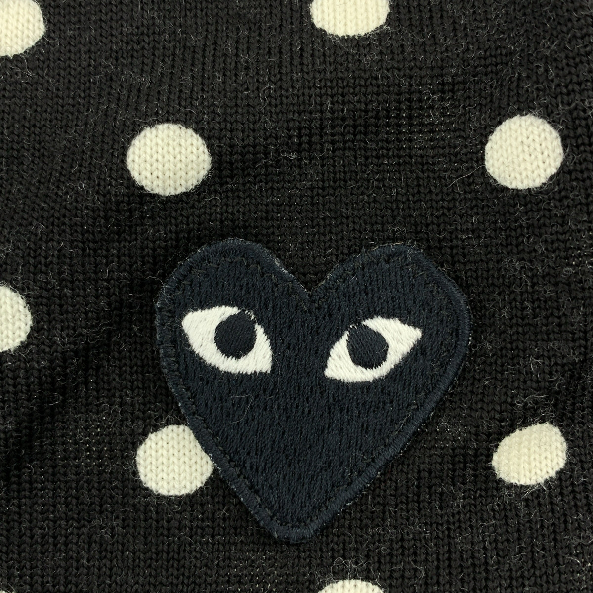 PLAY COMME des GARÇONS | AD2017/5 | 羊毛心型貼片針織毛衣 | S尺寸 | 黑色 | 女款