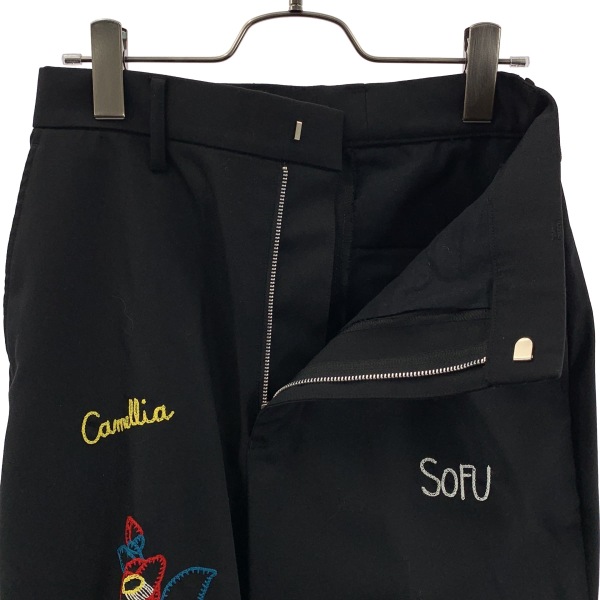 ALMOSTBLACK / 올모스트 블랙 | 2024SS | WVN EMBROIDERY SLACKS 울 엠브로이드 팬츠 | 1 | 남성