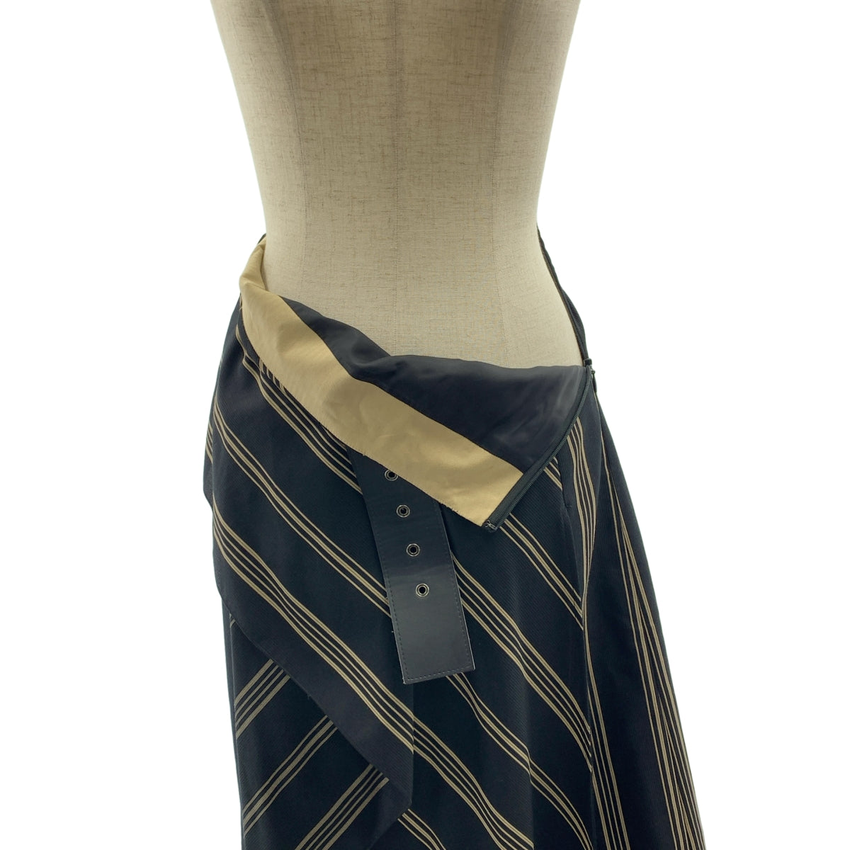 ADORE / 어도어 | 쿨 스트라이프 스커트 / 안감 포함 | 36 | 여성