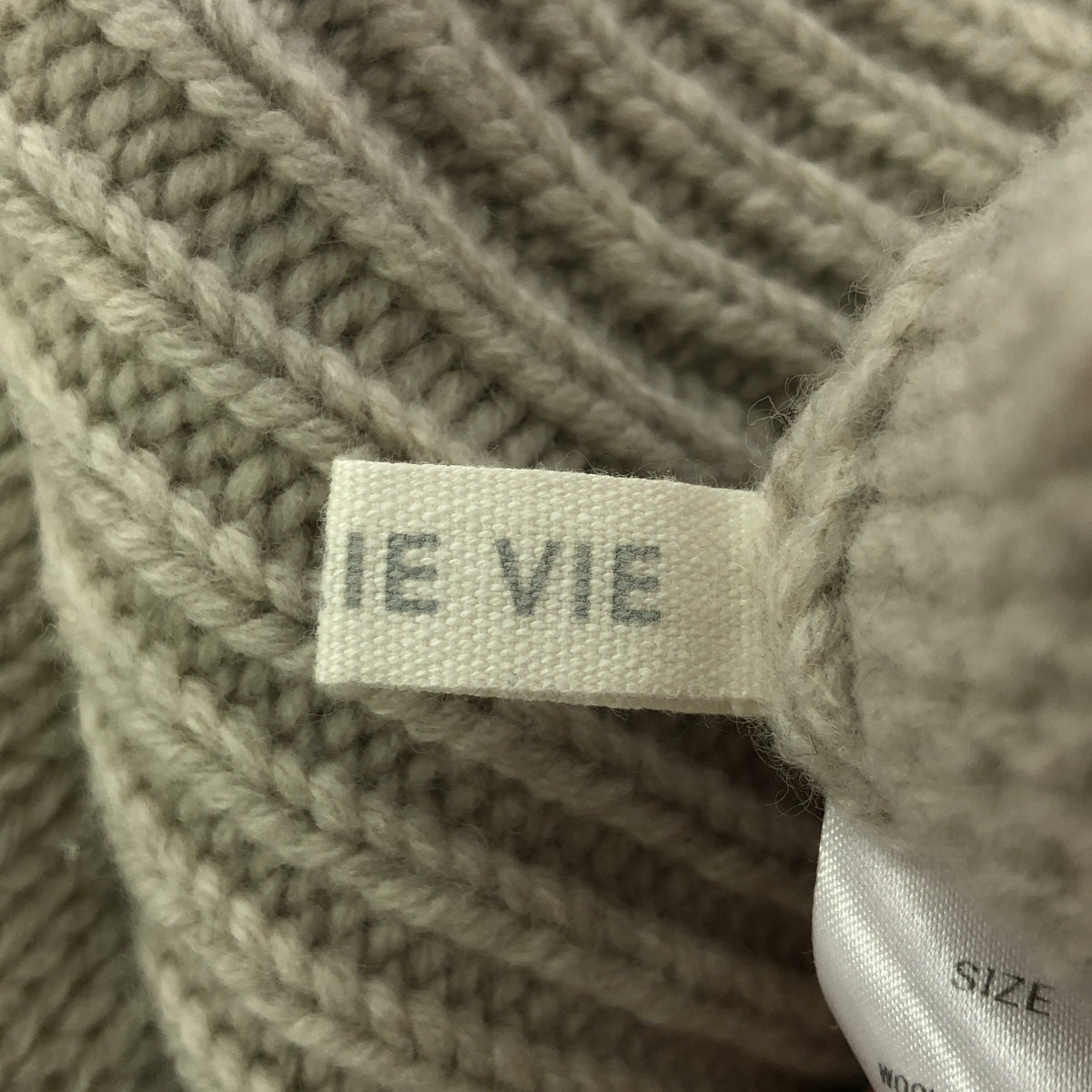 GALERIE VIE / Galerie Vie | Fine wool high neck pullover | S | Beige | Women's