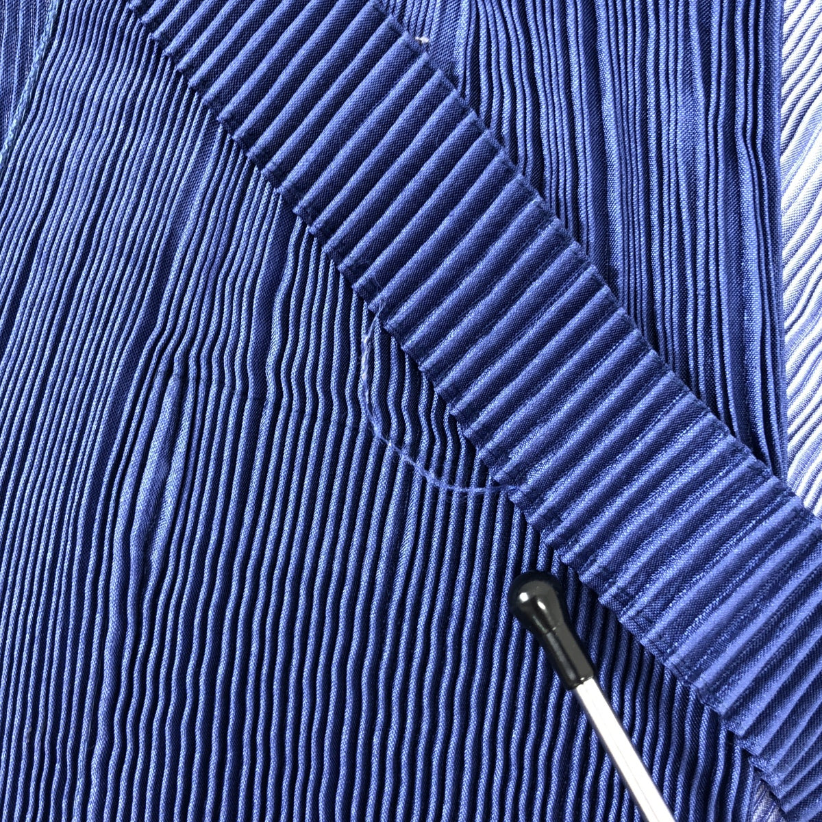 im product ISSEY MIYAKE / 아임 제품 이세이미야케 | 변형 비대칭 주름 포켓 드레스 원피스 | F | 블루 | 여성