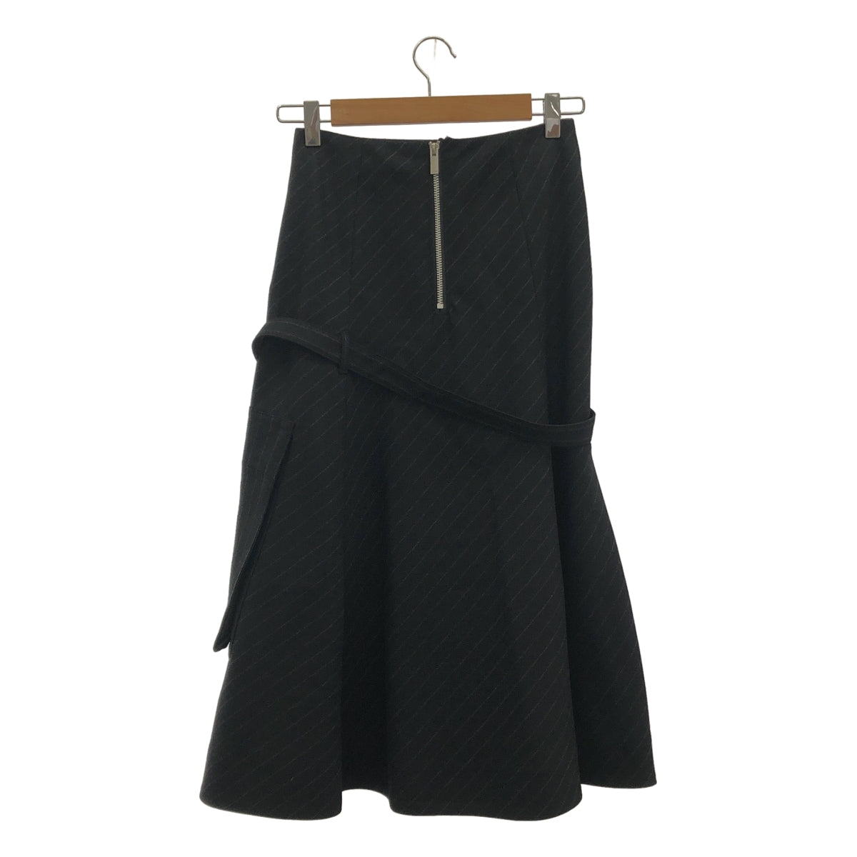 【美品】  sacai / サカイ | 2023AW | チョークストライプ ストラップ付き スカート | S | ブラック | レディース