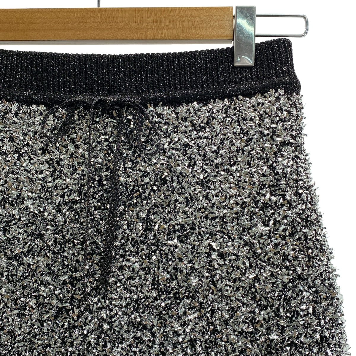 NOUNLESS / 나운리스 | 반짝이 테이프 털실 니트 스커트 | 2 | 블랙 / 실버 | 여성